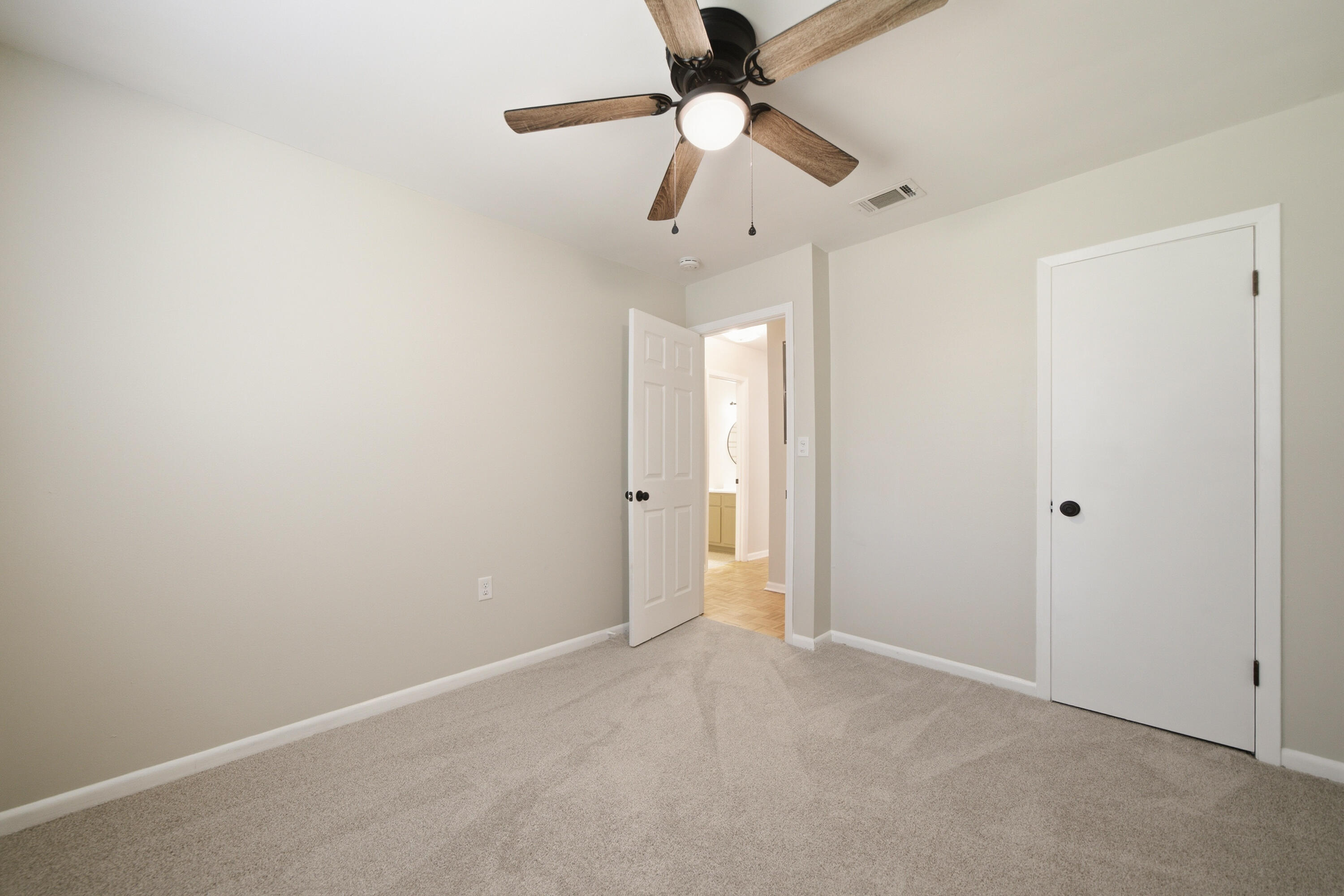 OAKLAND HEIGHTS - Residential