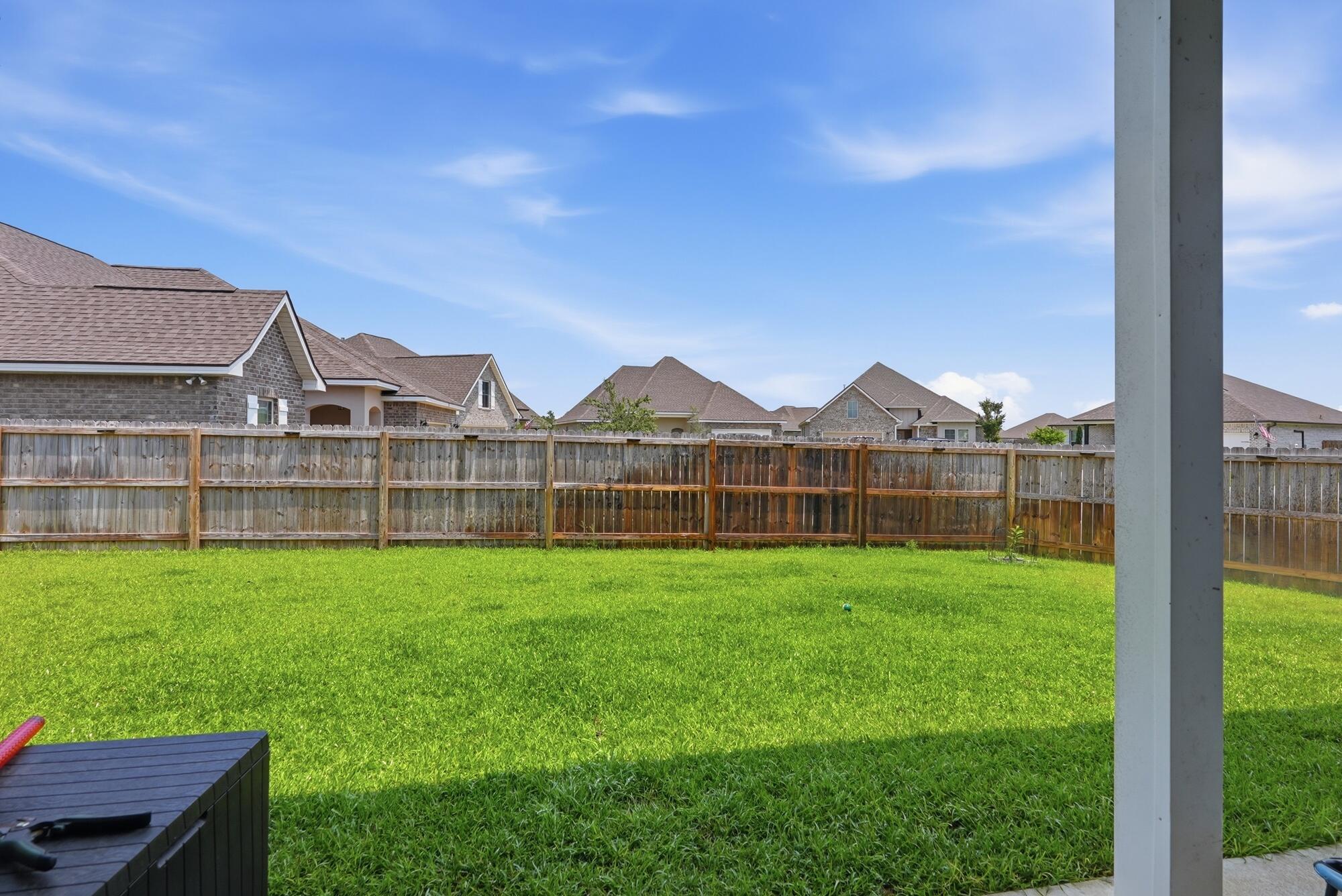THE BLUFFS AT LAFAYETTE - Residential