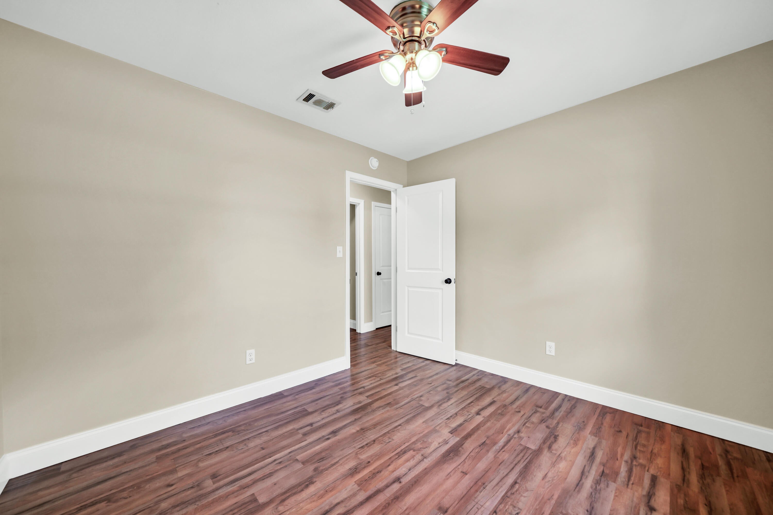 WYNNEHAVEN BEACH ESTATES - Residential