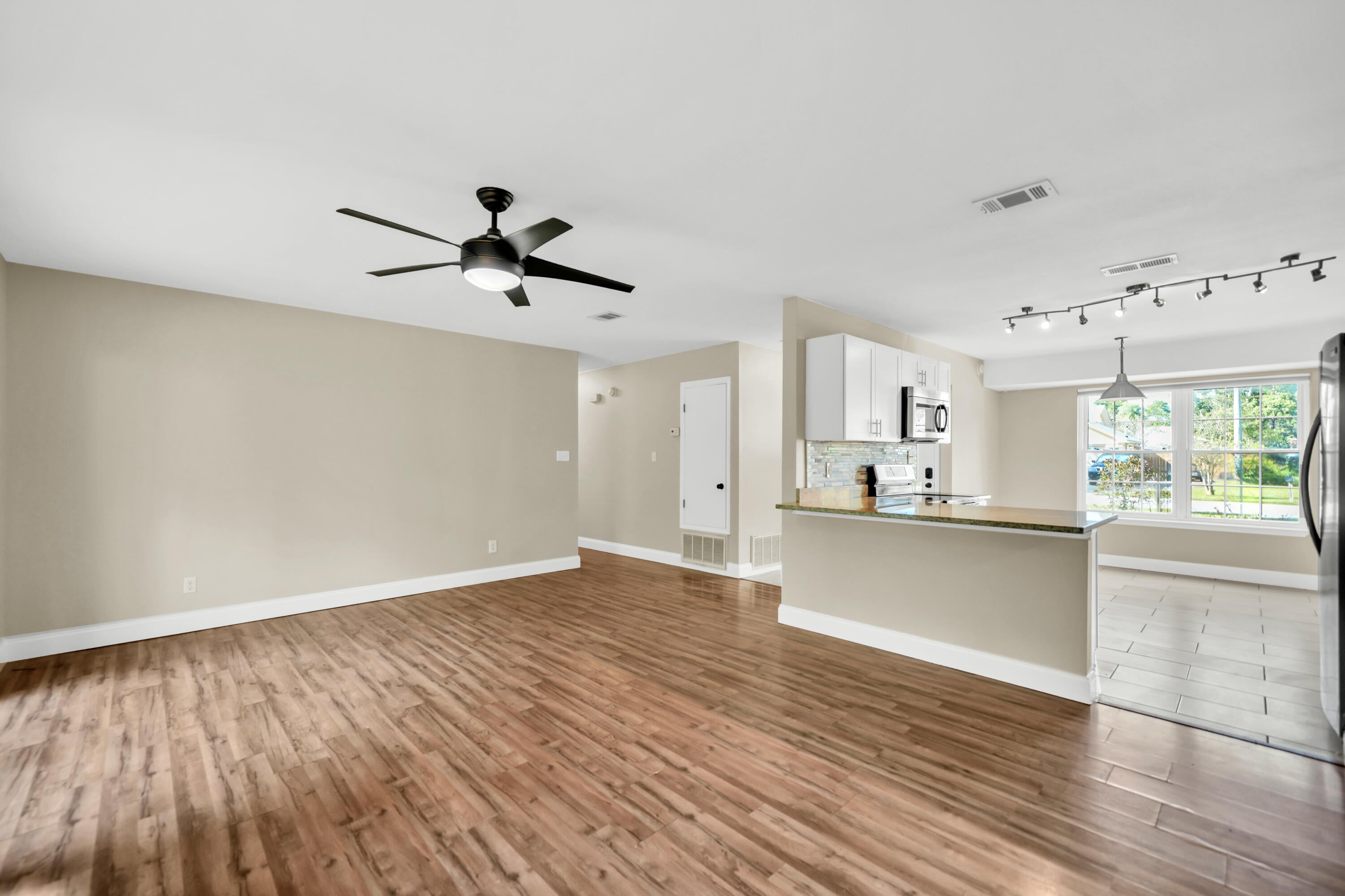 WYNNEHAVEN BEACH ESTATES - Residential