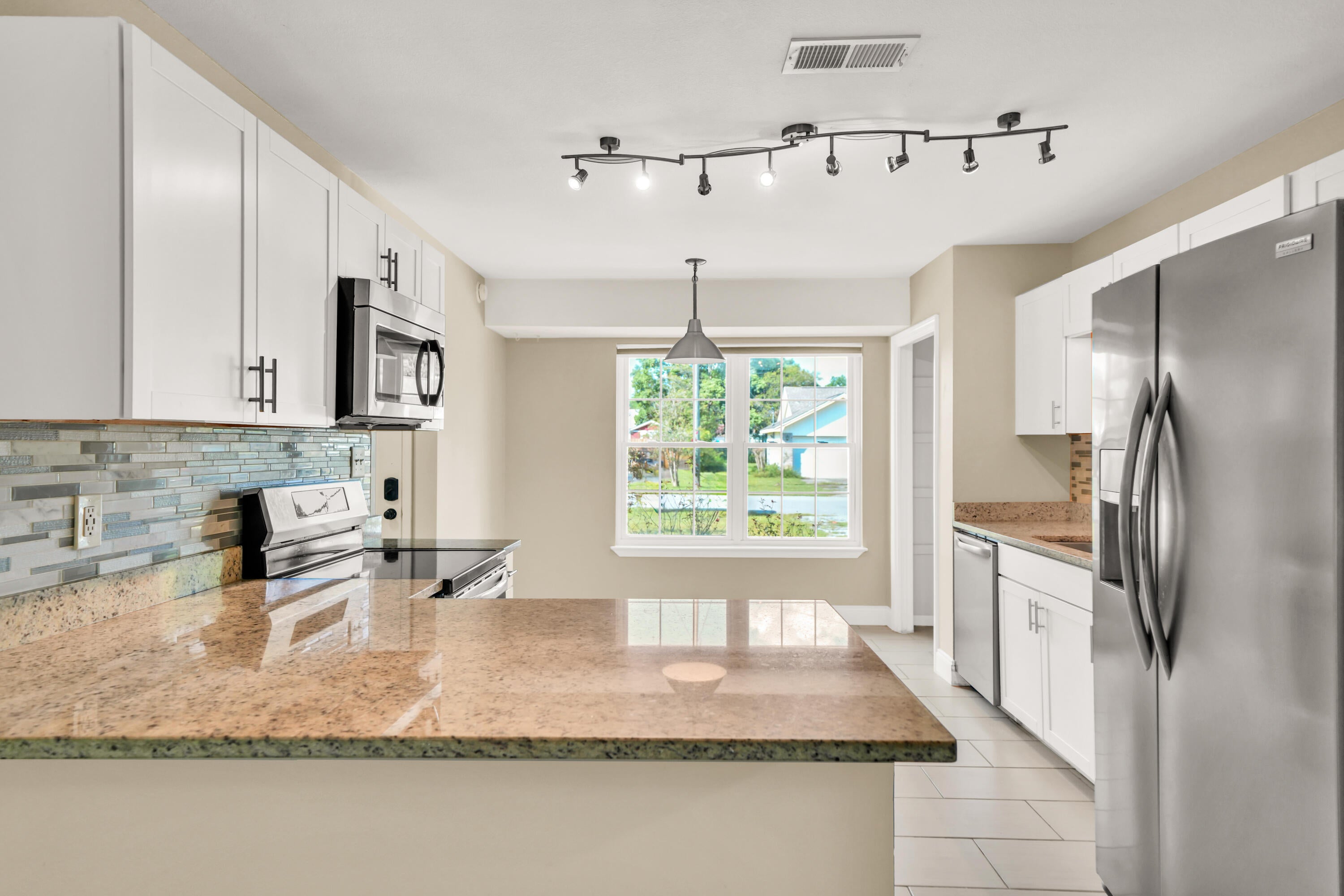 WYNNEHAVEN BEACH ESTATES - Residential