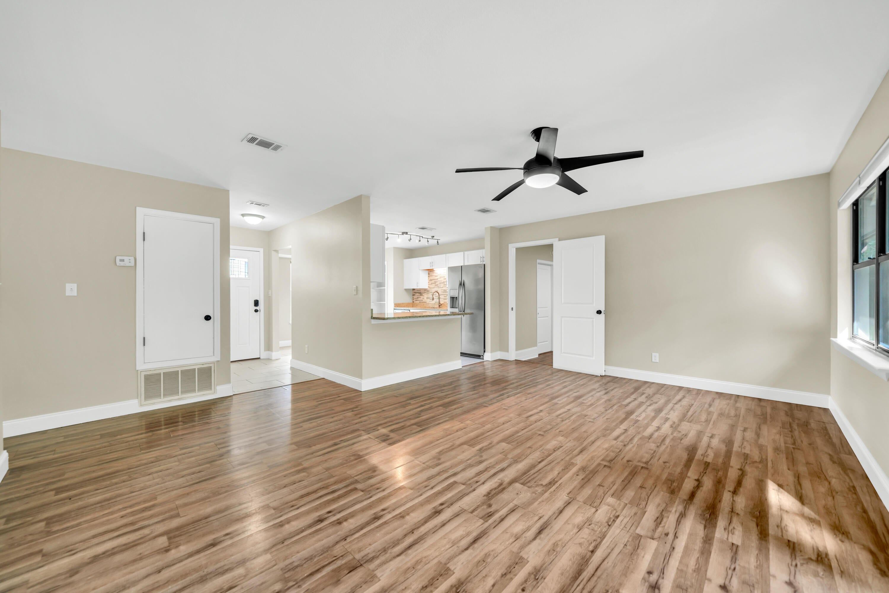 WYNNEHAVEN BEACH ESTATES - Residential