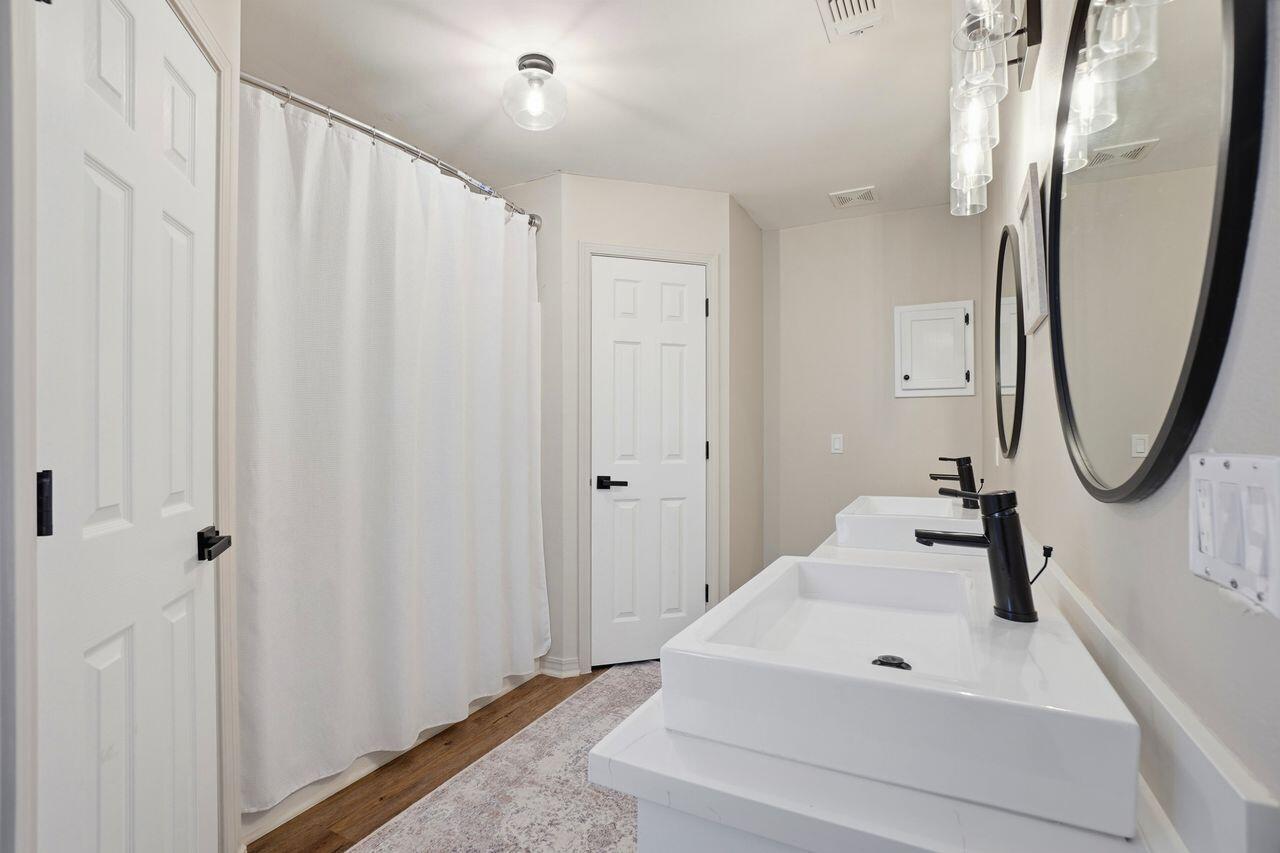 PARKER PLACE - Residential