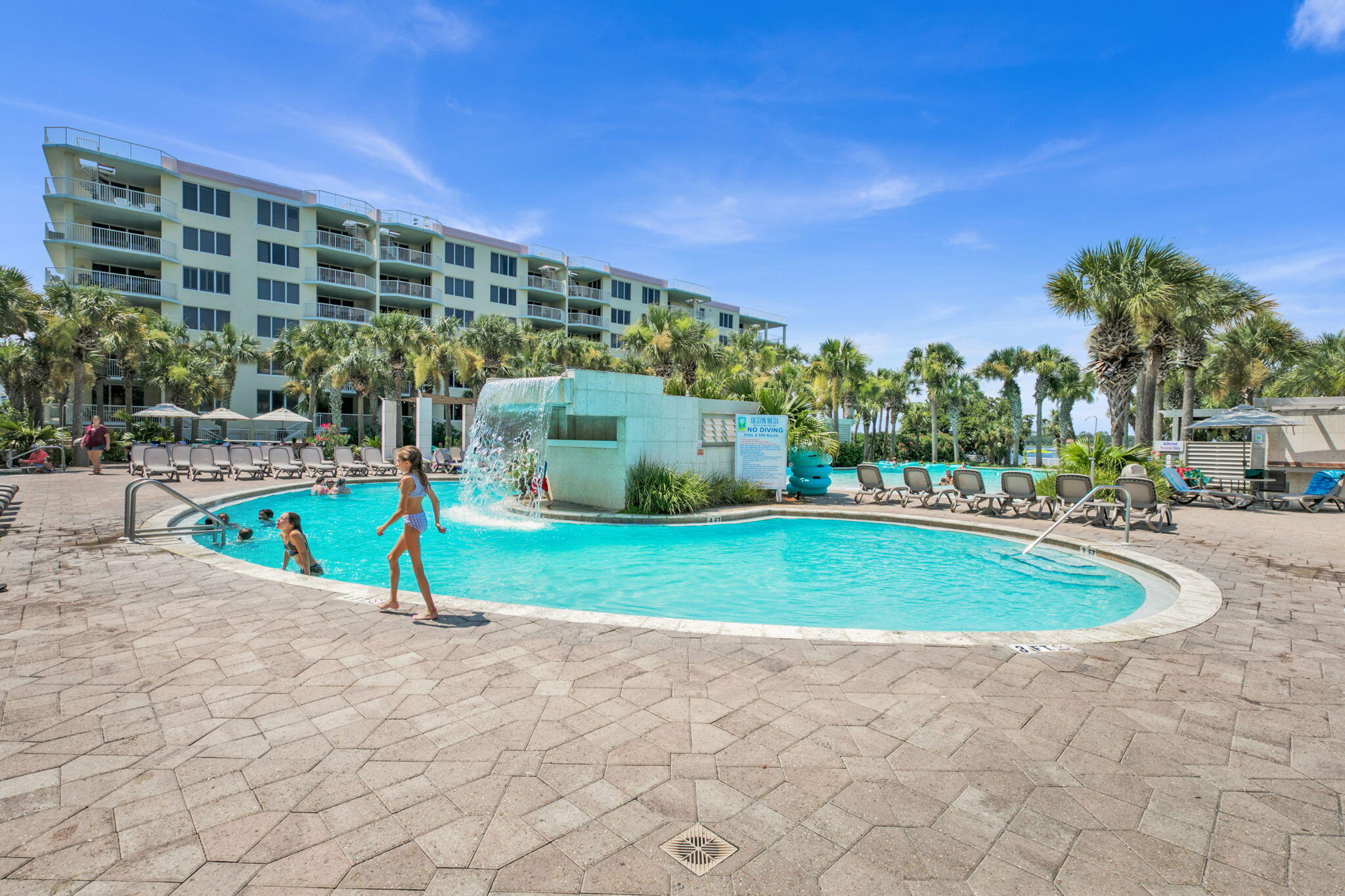 DESTIN WEST BEACH AND BAY RESORT - Residential