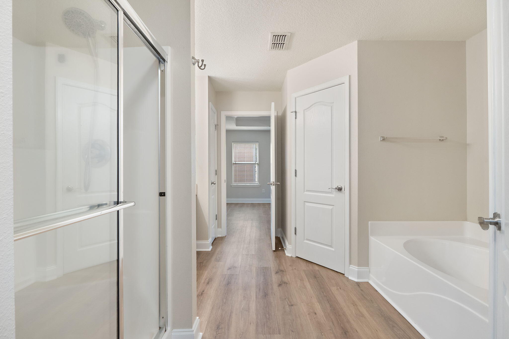 HARVELLS CROSSING - Residential