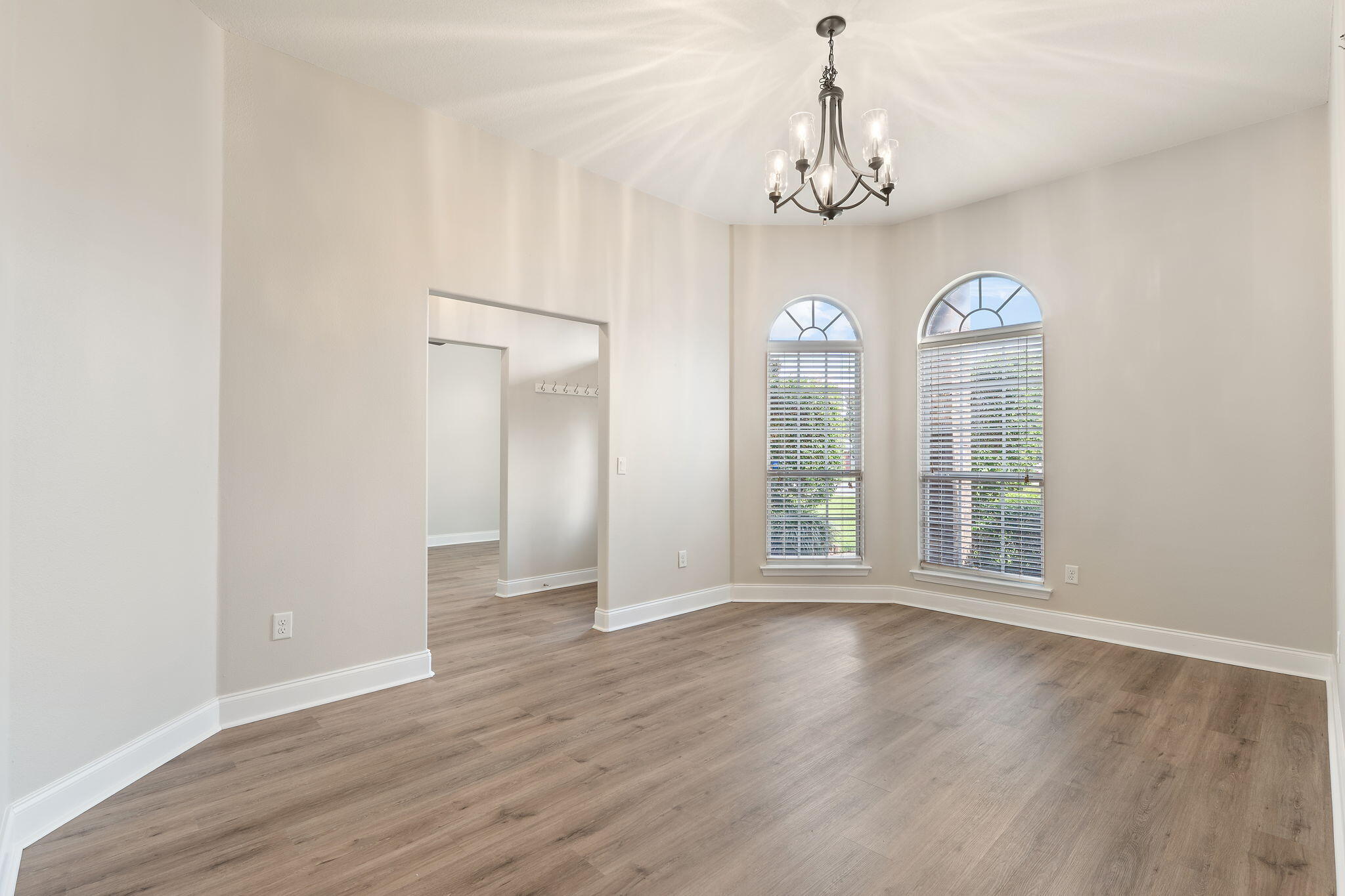 HARVELLS CROSSING - Residential