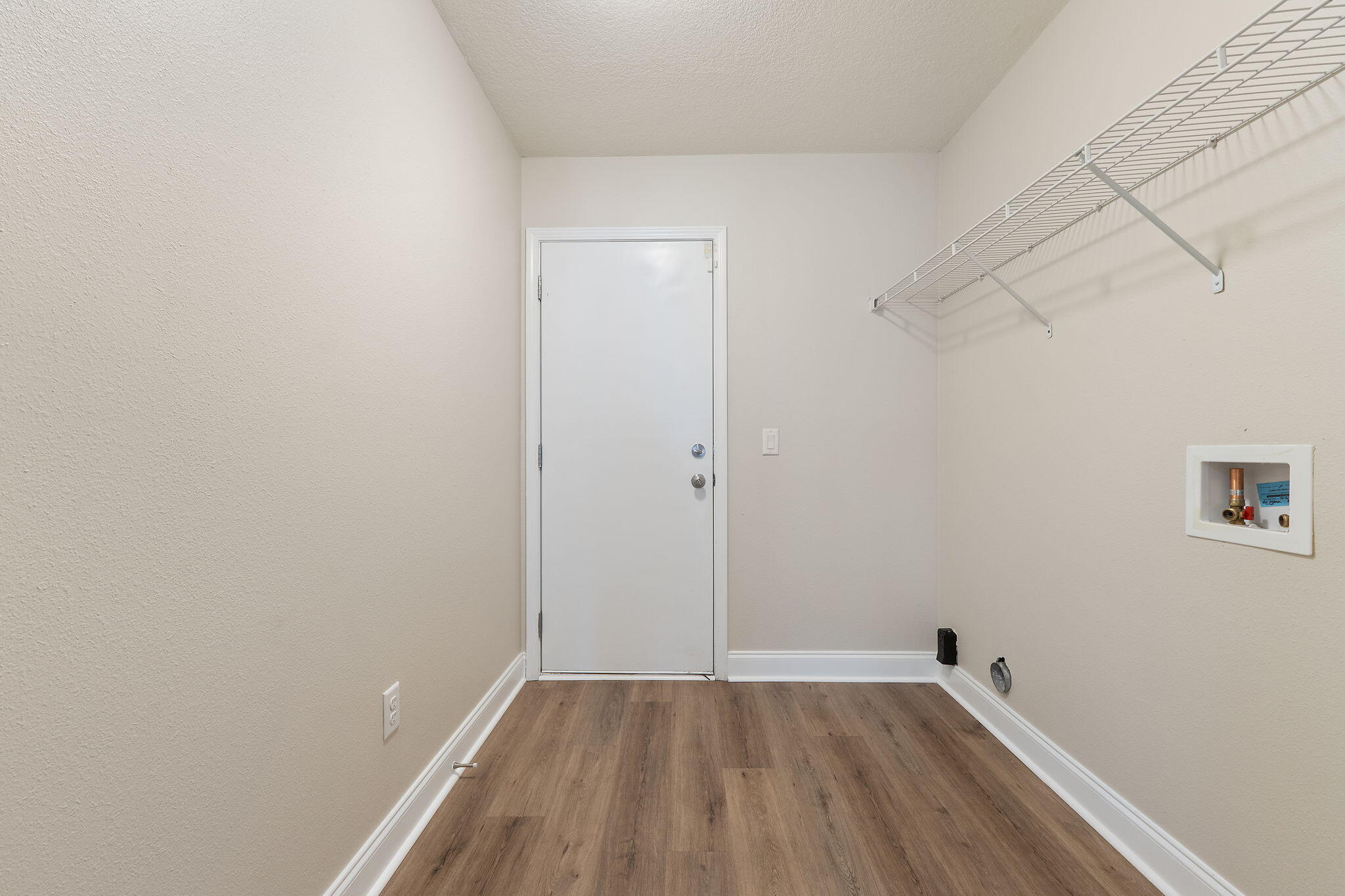 HARVELLS CROSSING - Residential