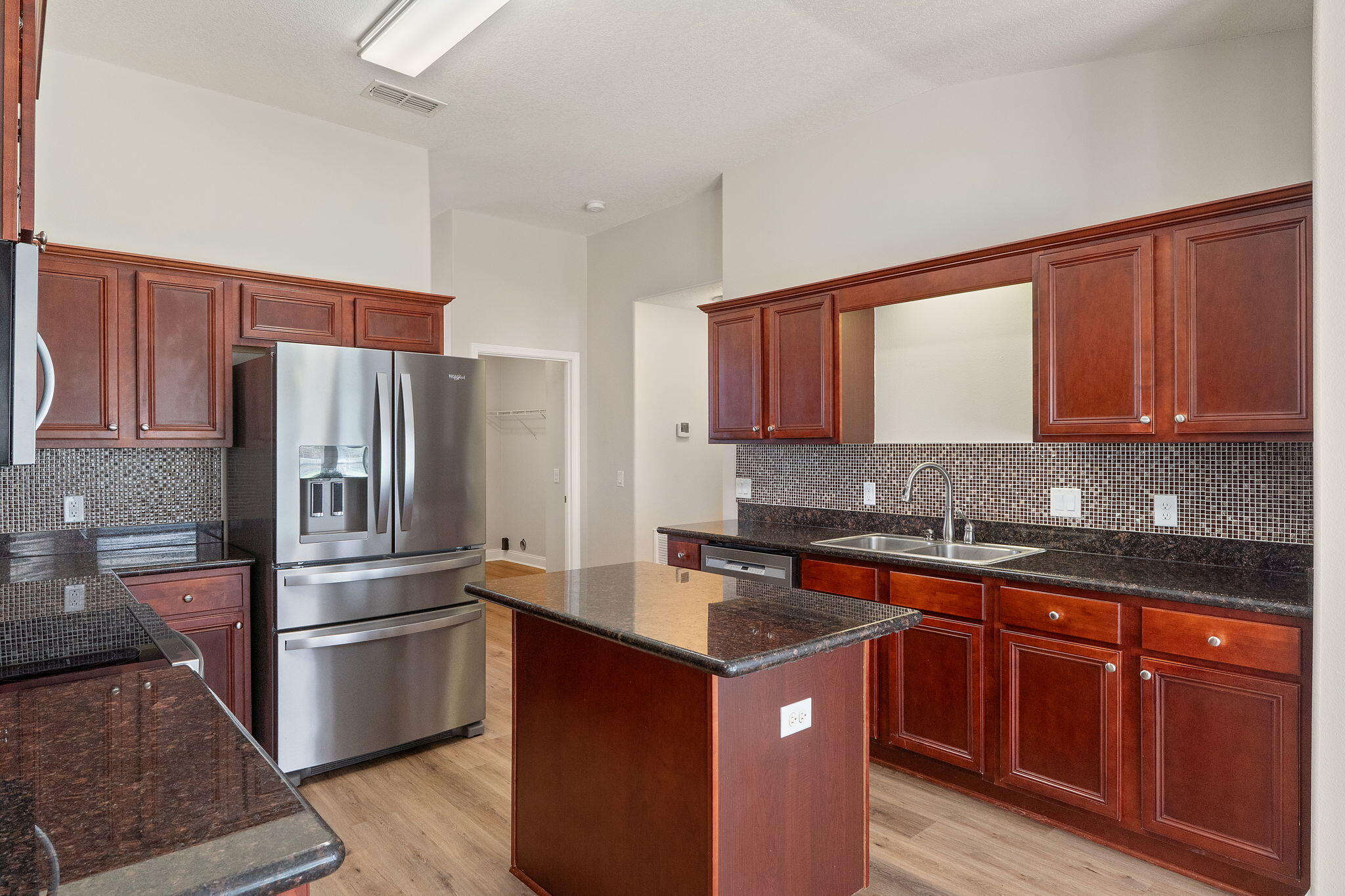 HARVELLS CROSSING - Residential
