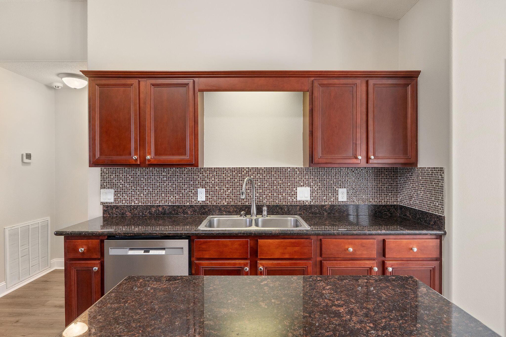 HARVELLS CROSSING - Residential