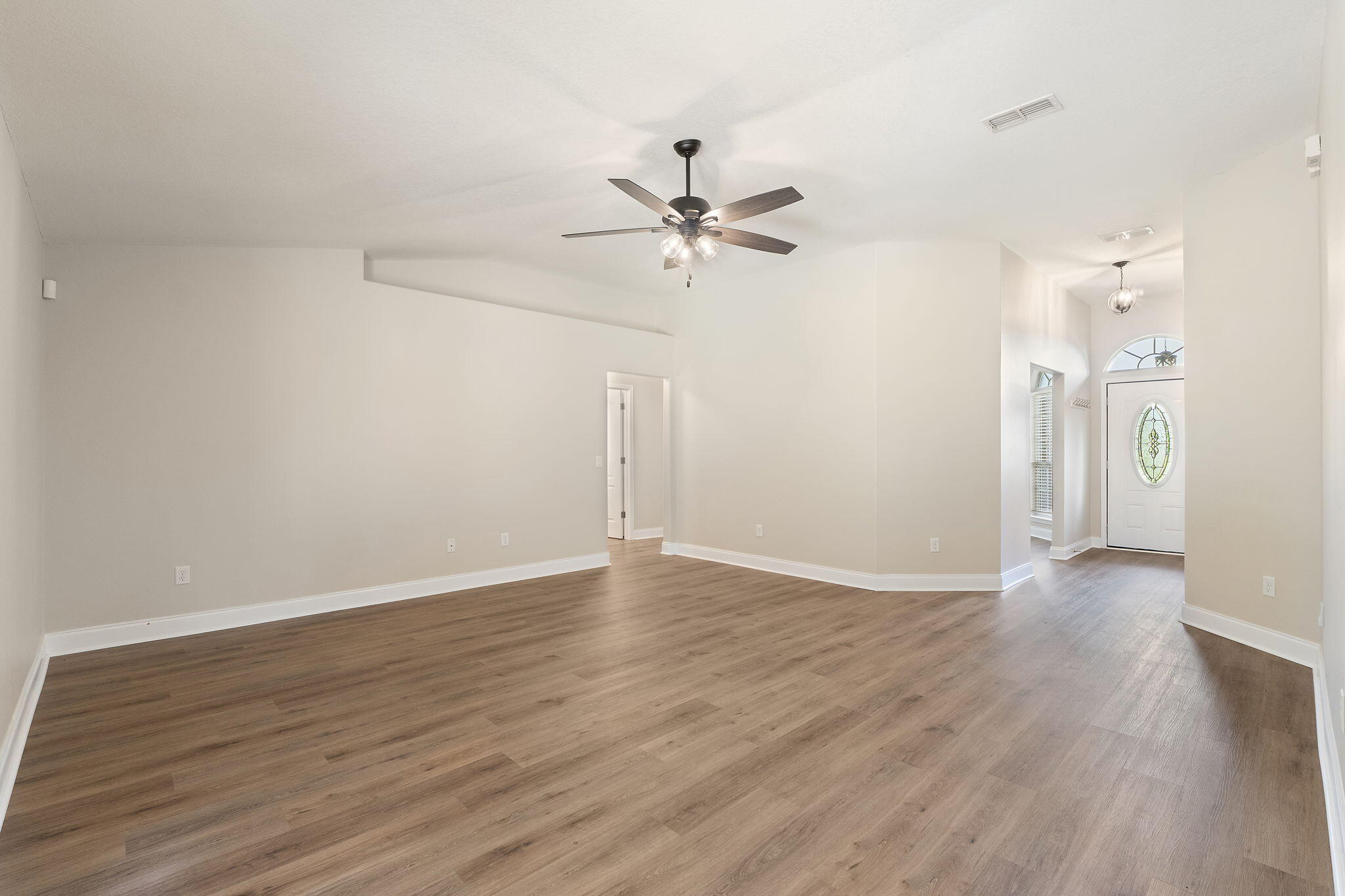 HARVELLS CROSSING - Residential
