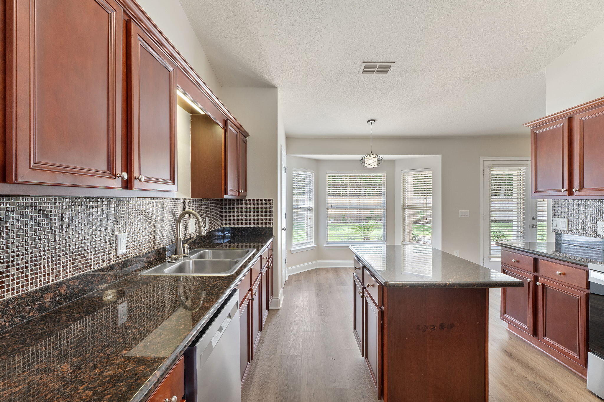 HARVELLS CROSSING - Residential