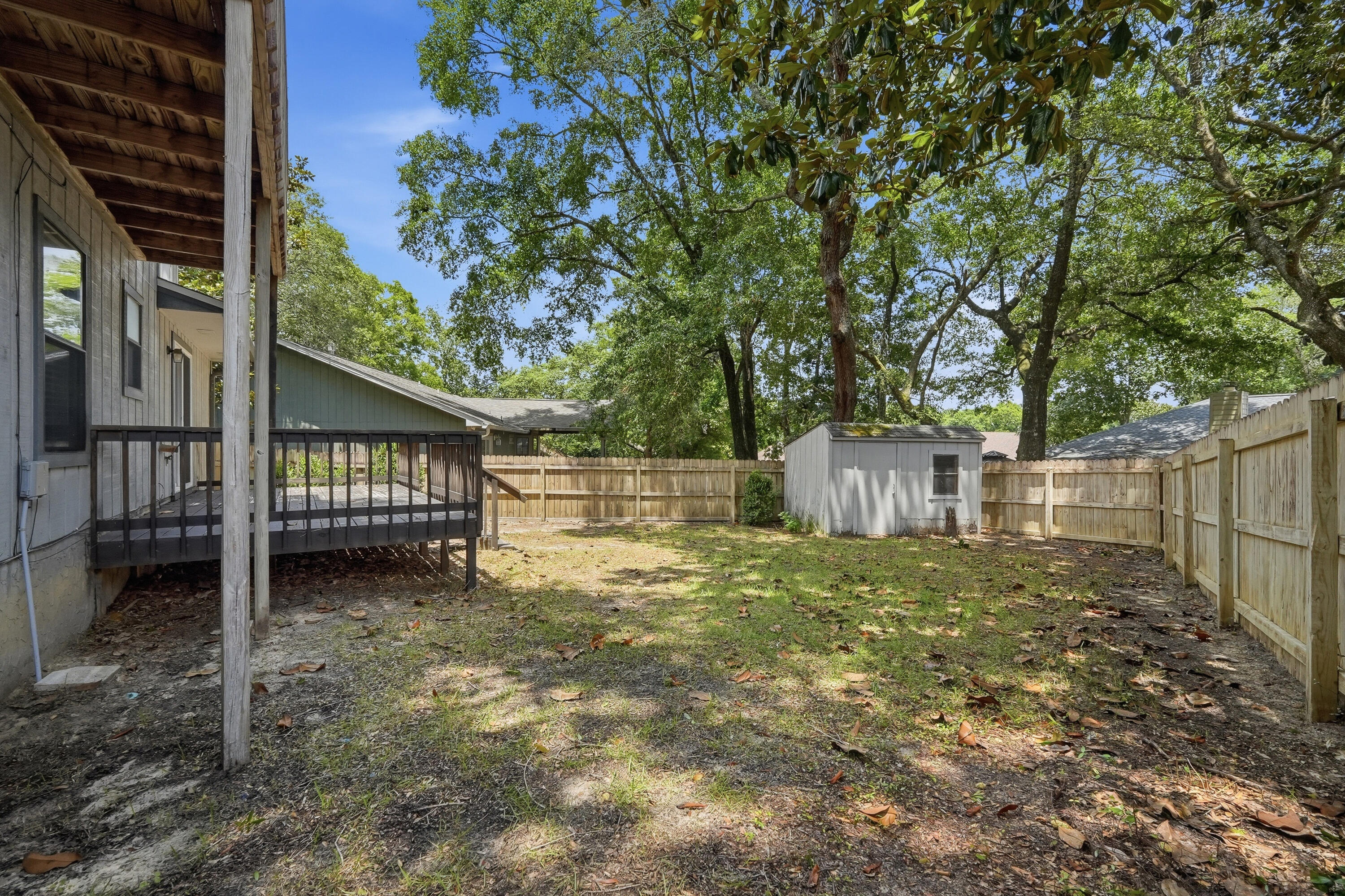 CREEKSIDE 4 - Residential Lease