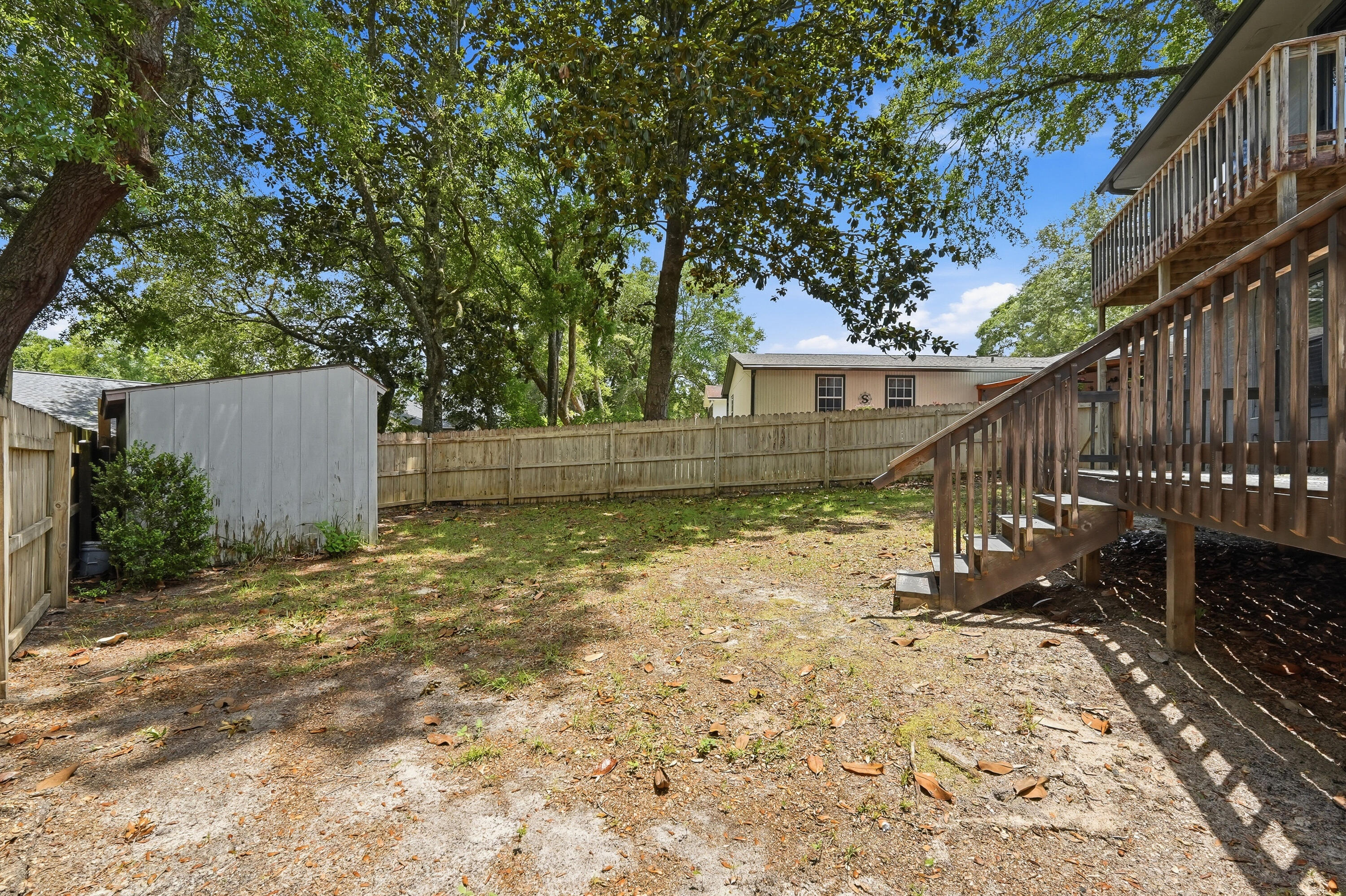 CREEKSIDE 4 - Residential Lease
