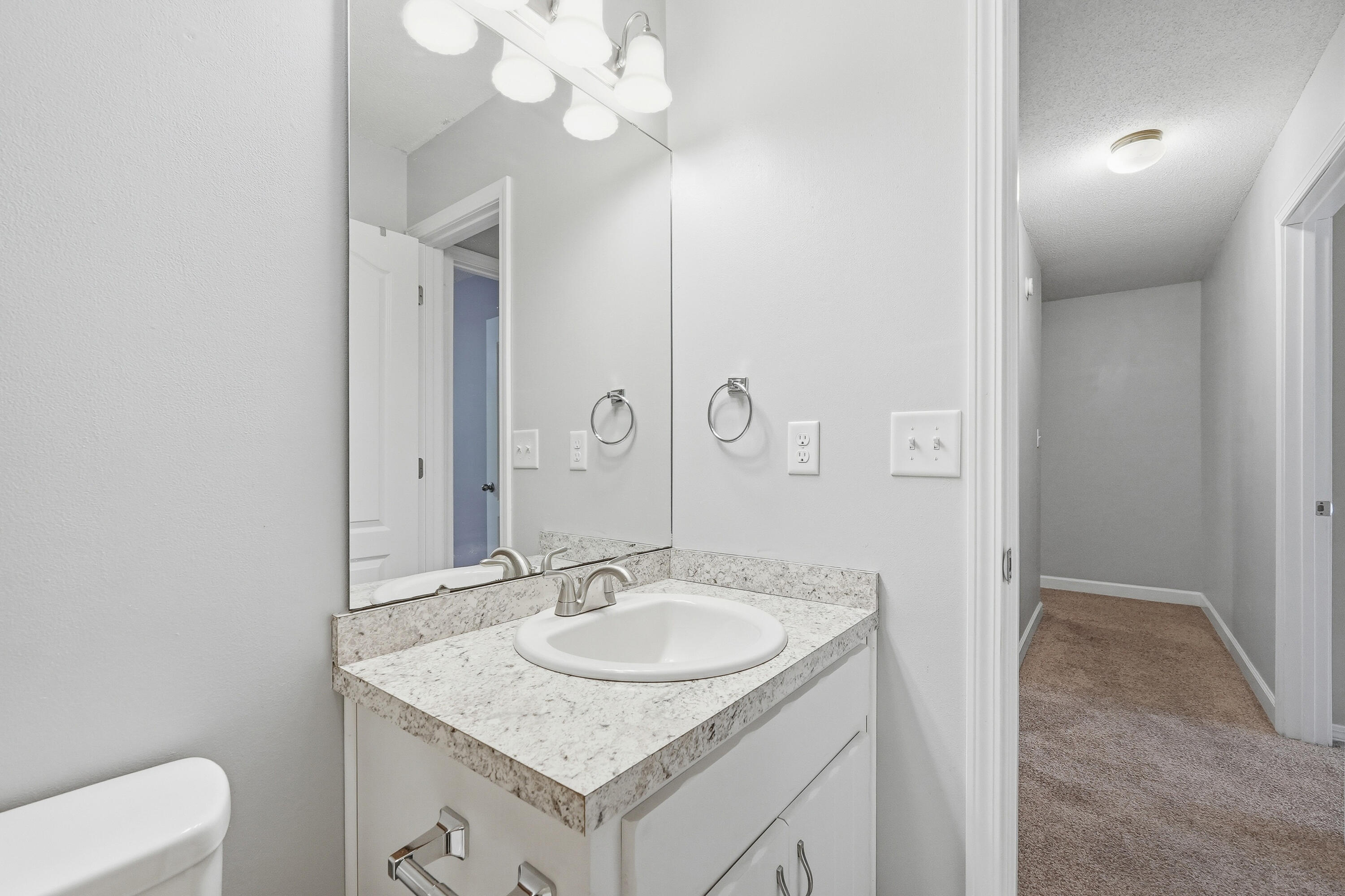 CREEKSIDE 4 - Residential Lease