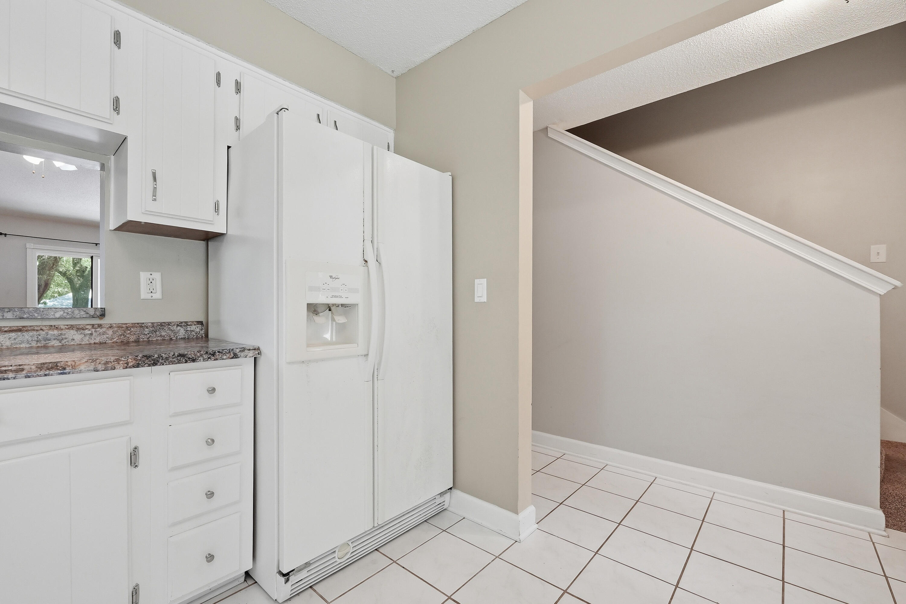 CREEKSIDE 4 - Residential Lease