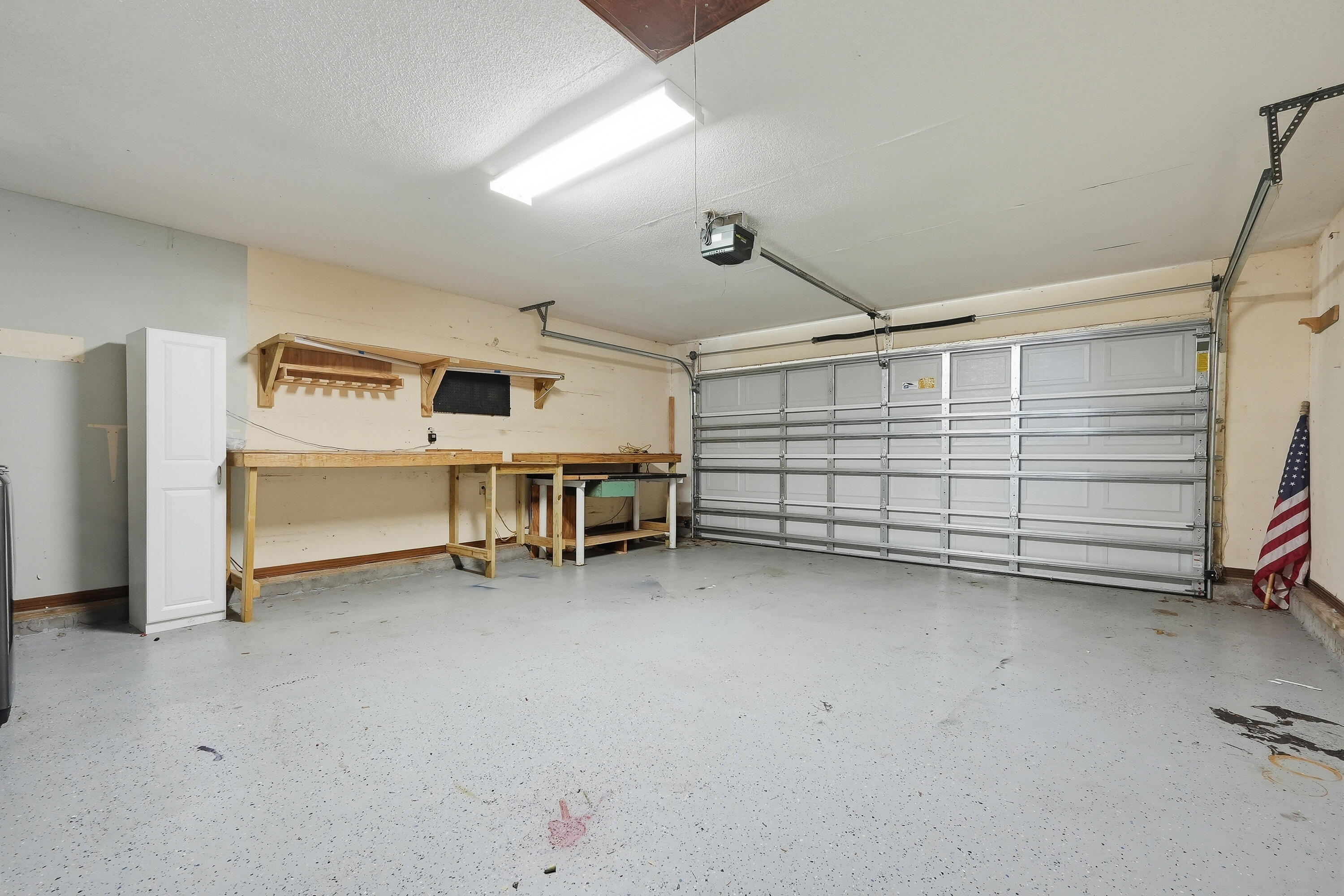 CREEKSIDE 4 - Residential Lease