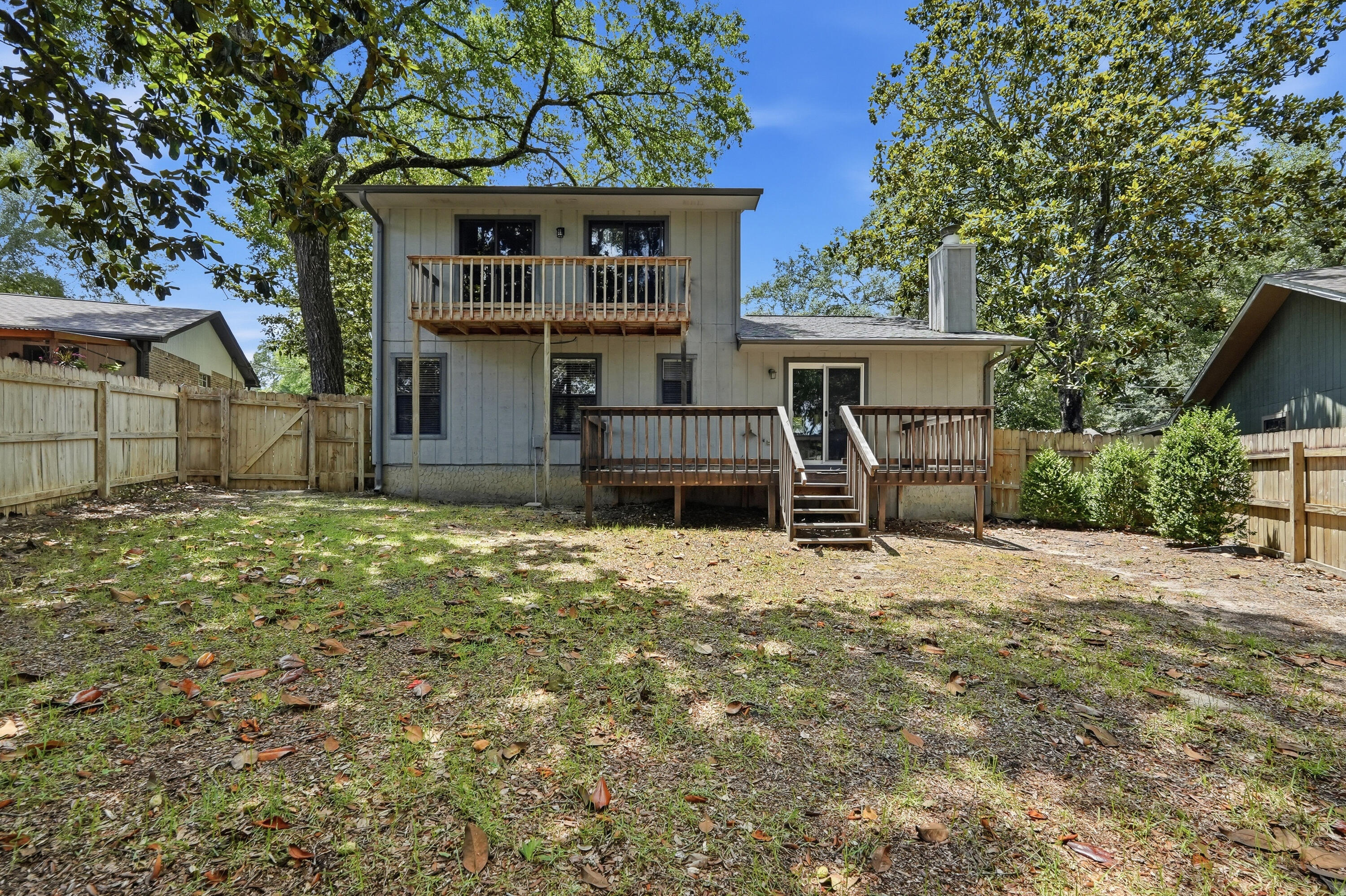 CREEKSIDE 4 - Residential Lease