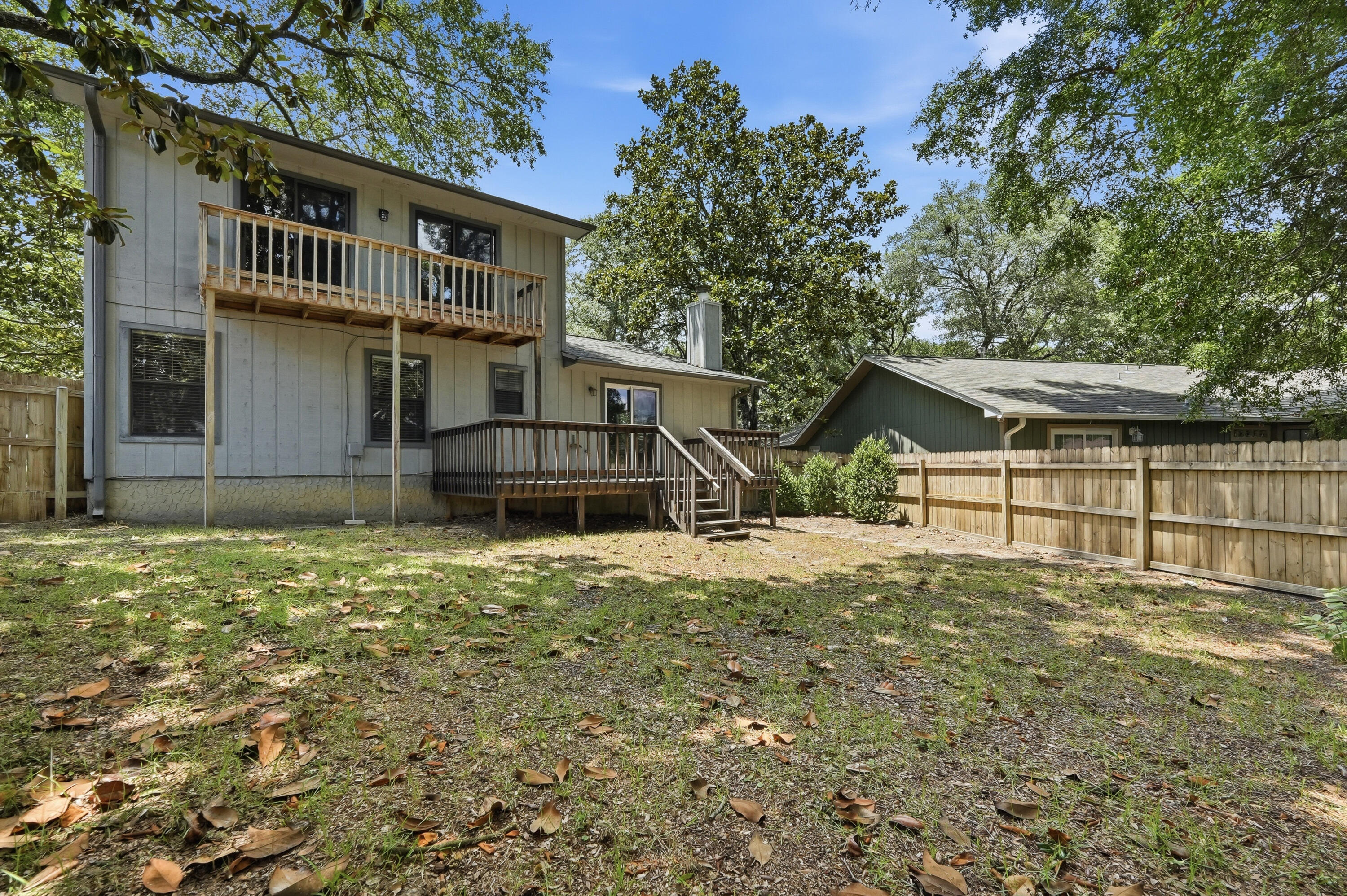 CREEKSIDE 4 - Residential Lease