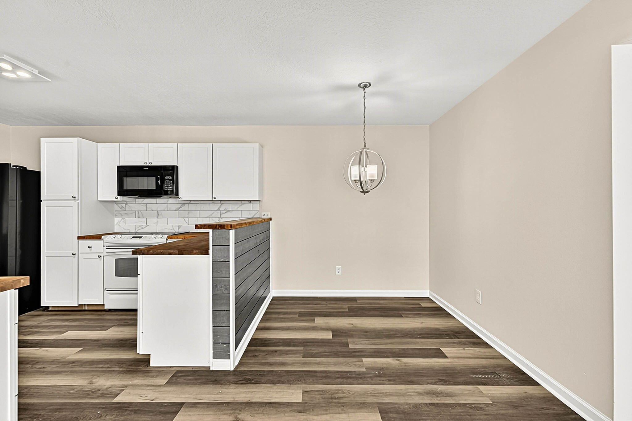 PORT DIXIE PATIO HOMES - Residential