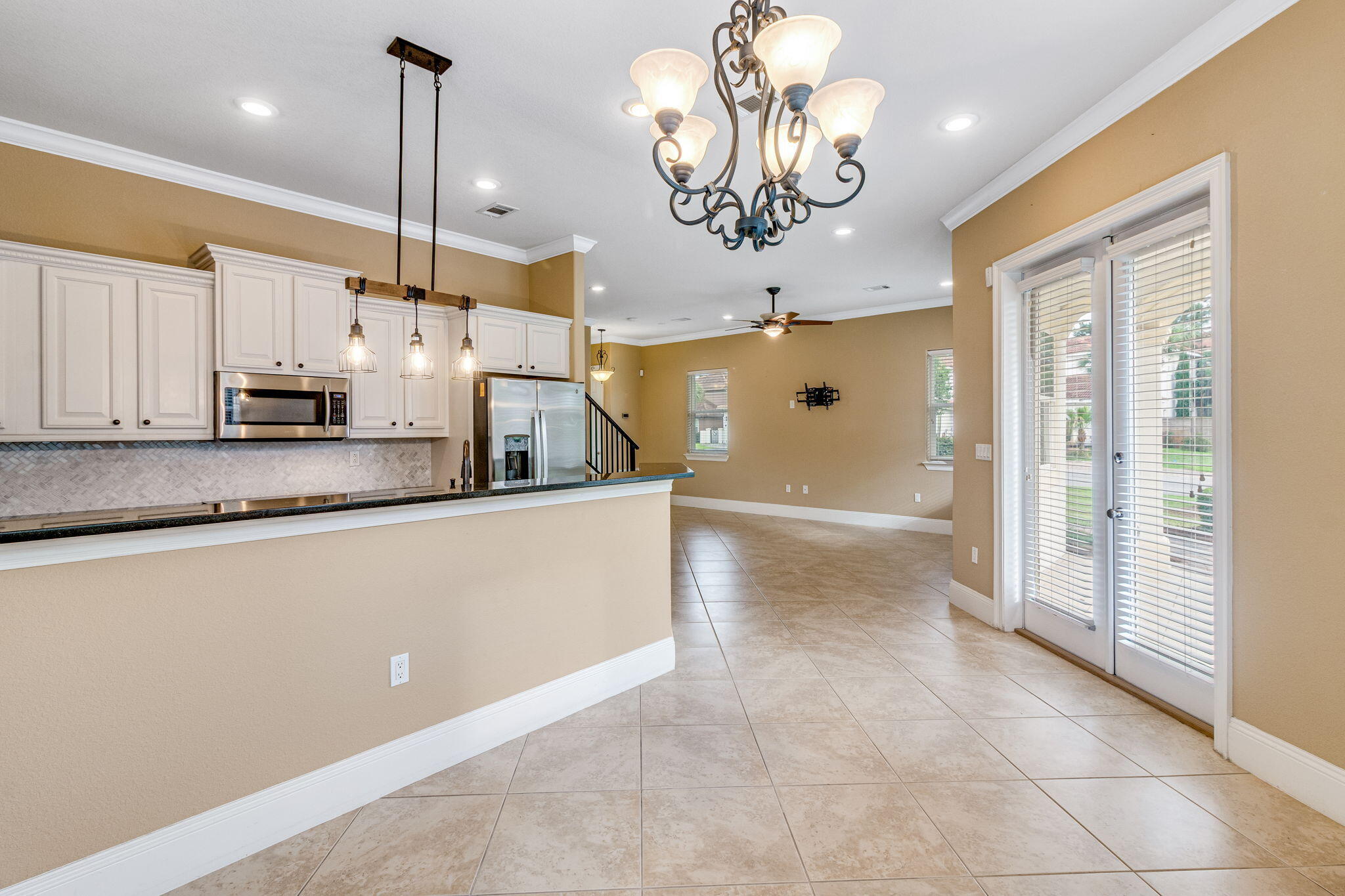 CALUSA BAY S/D - Residential Lease