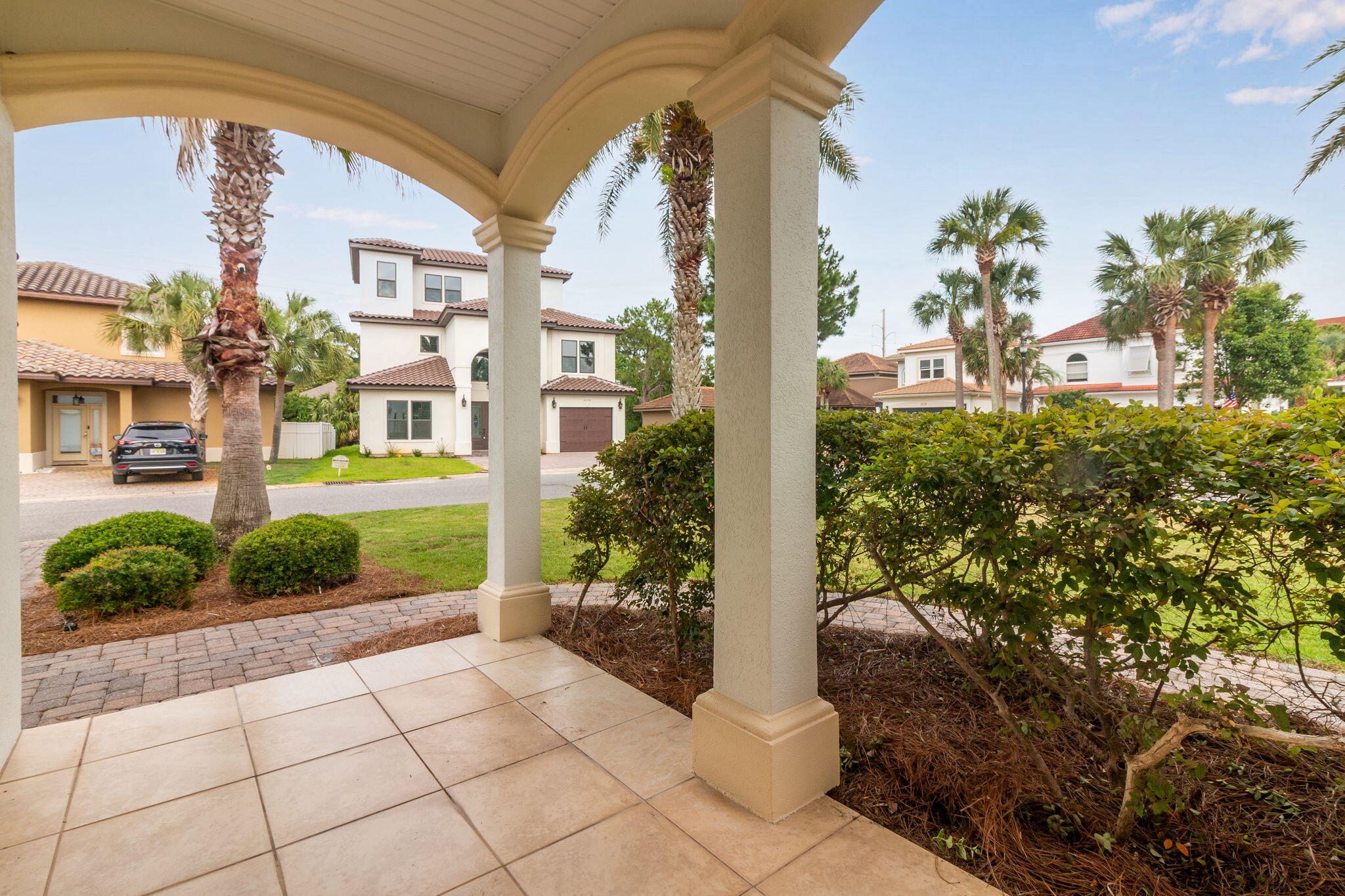 CALUSA BAY S/D - Residential Lease