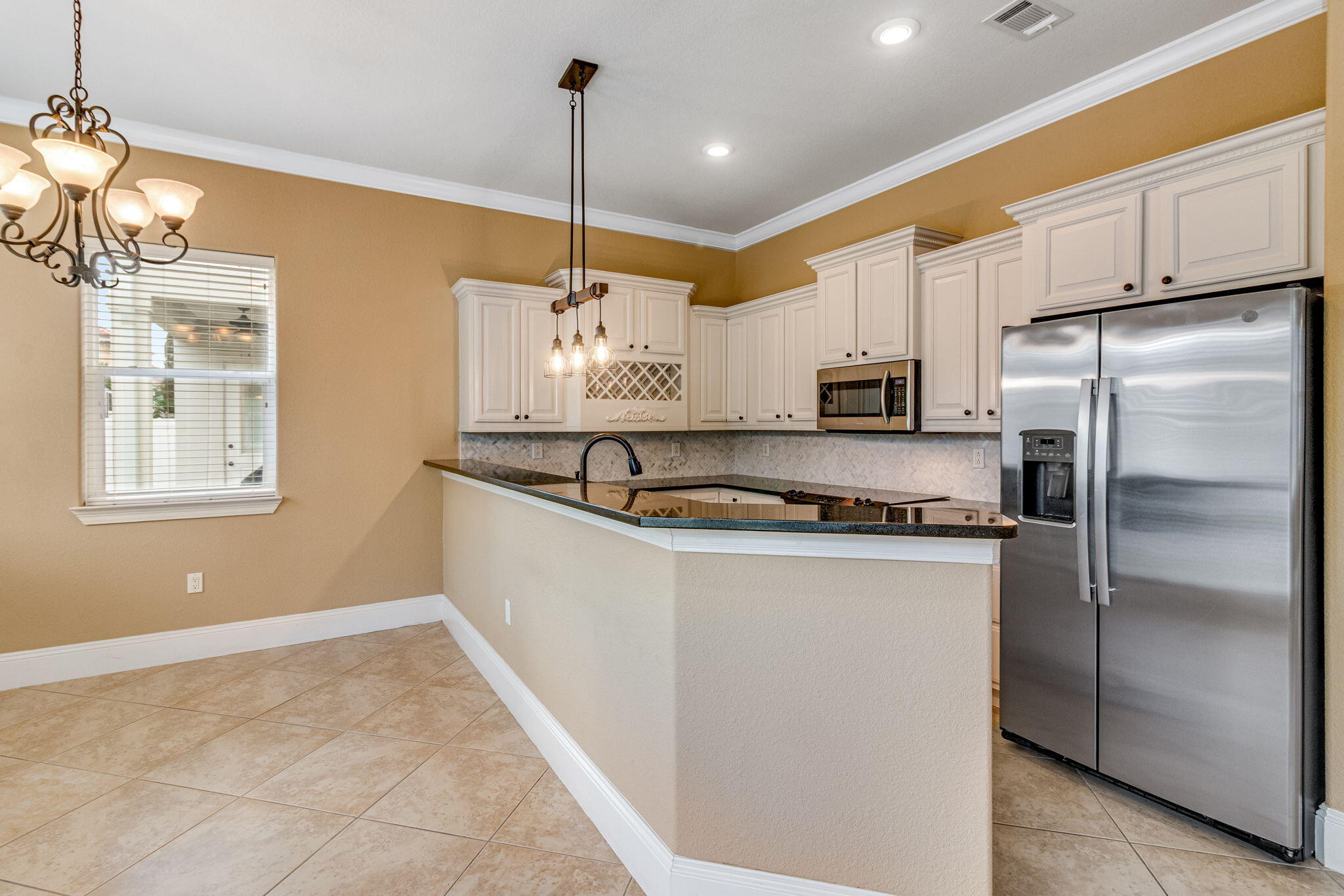 CALUSA BAY S/D - Residential Lease