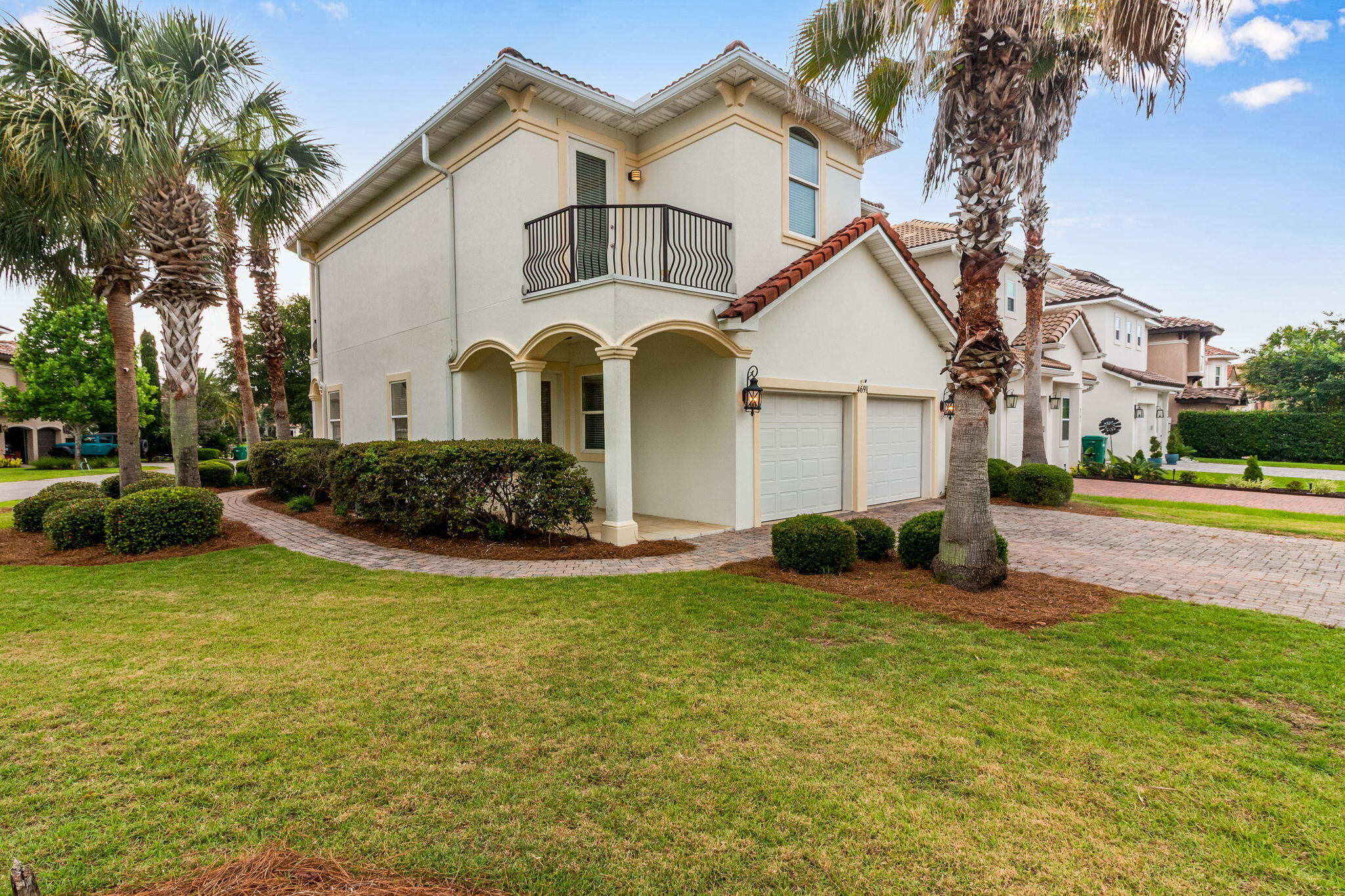 CALUSA BAY S/D - Residential Lease