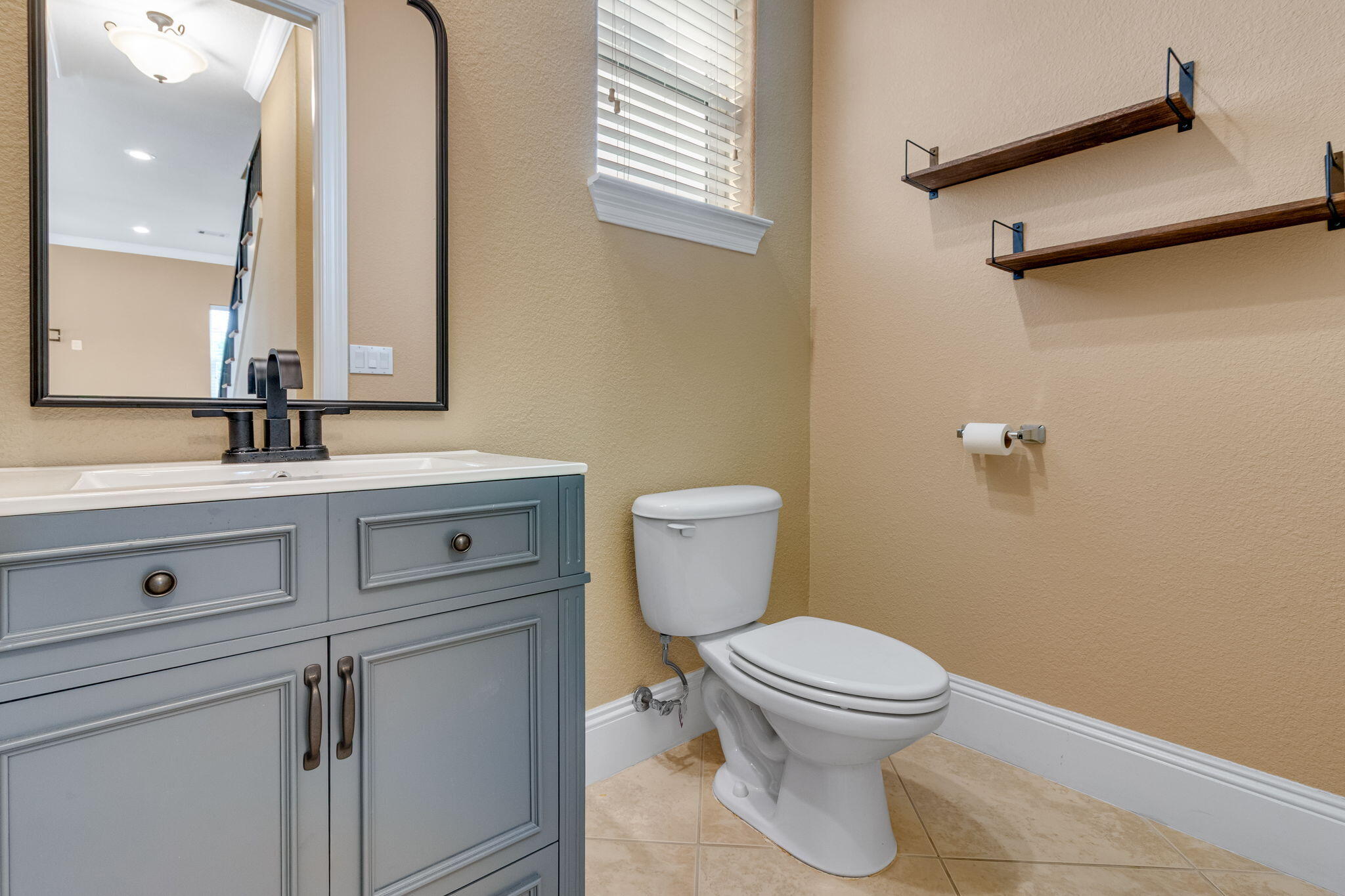 CALUSA BAY S/D - Residential Lease