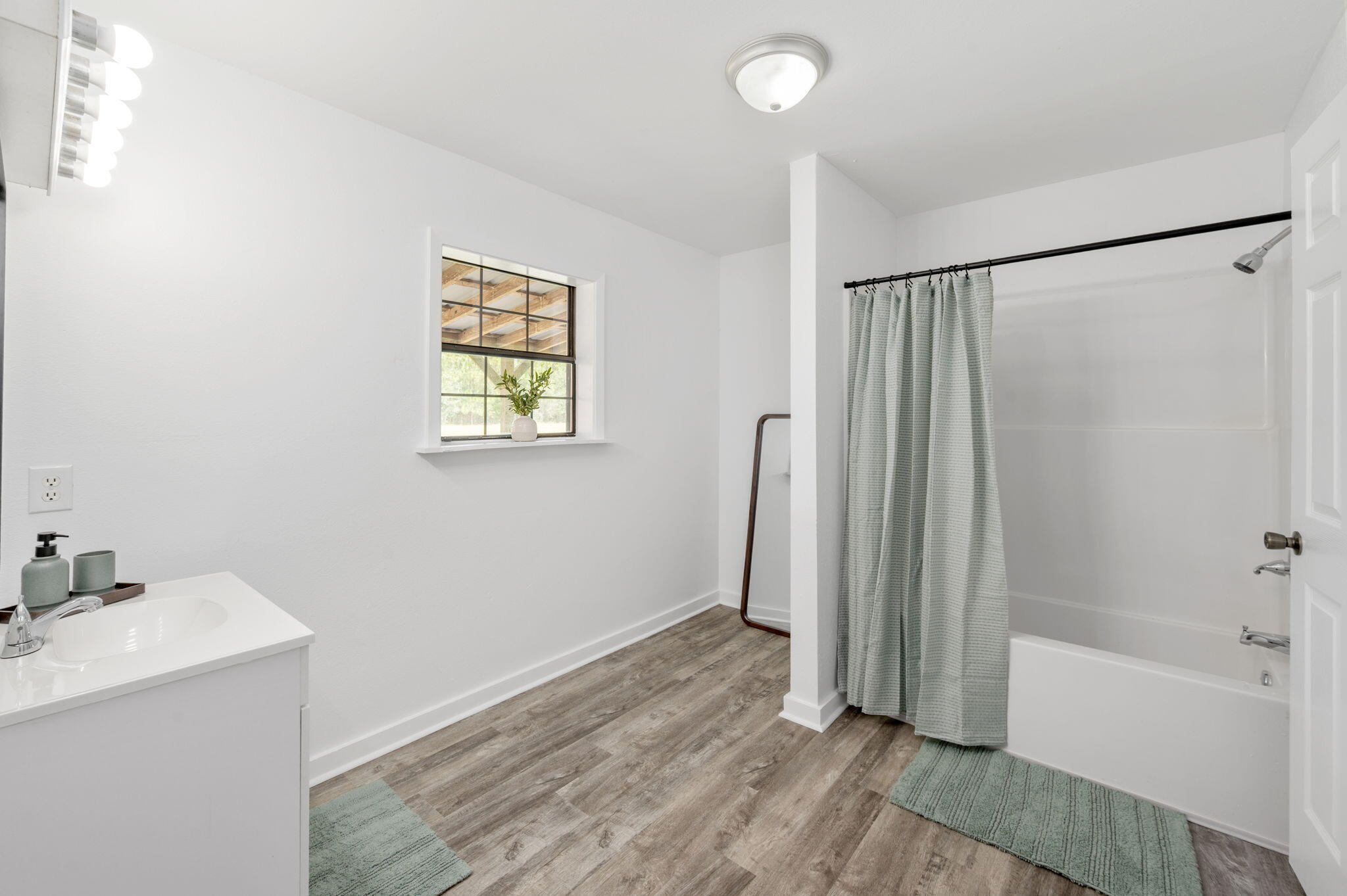 Richardson Manor Unrecorded - Residential
