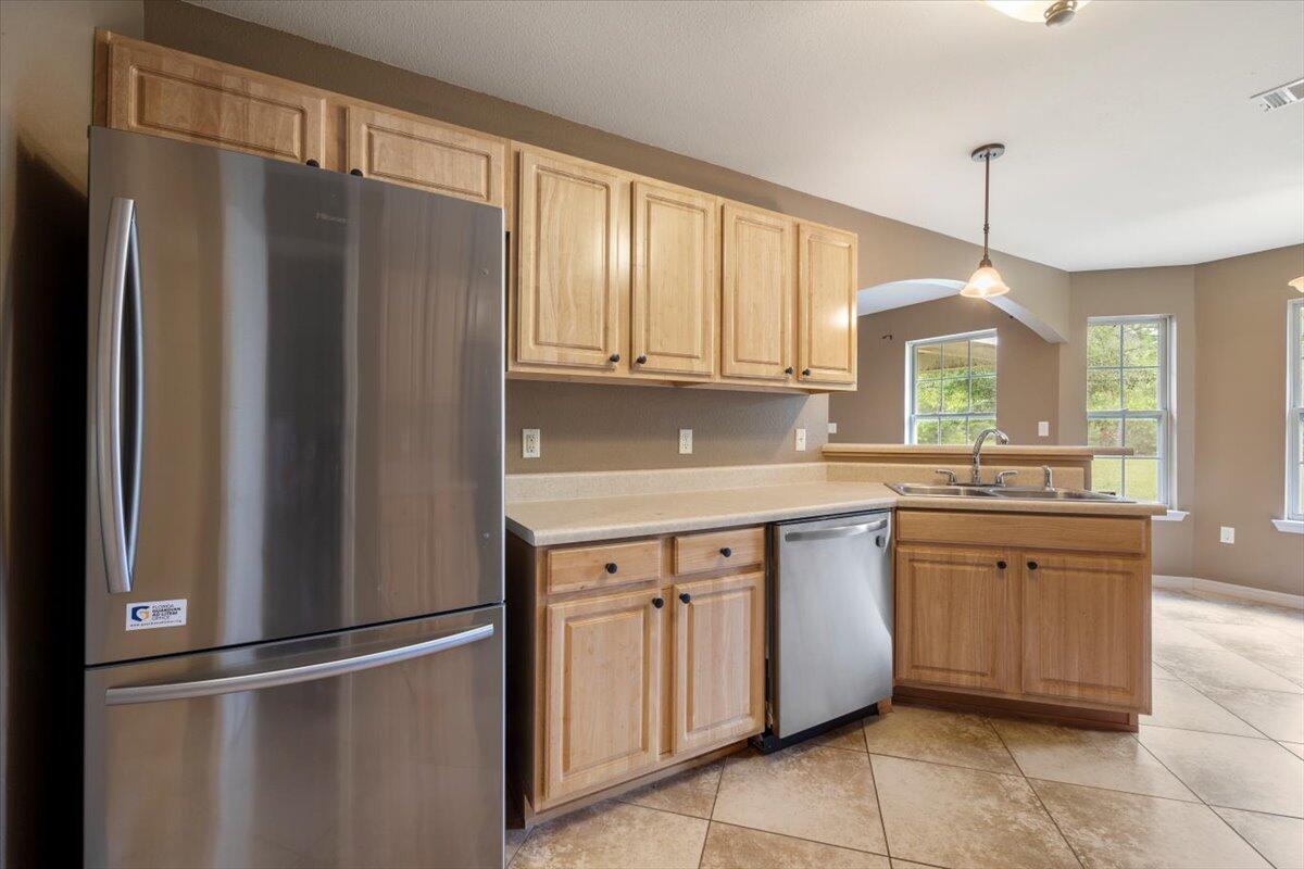 NORTH SUPERGROUP - Residential Lease