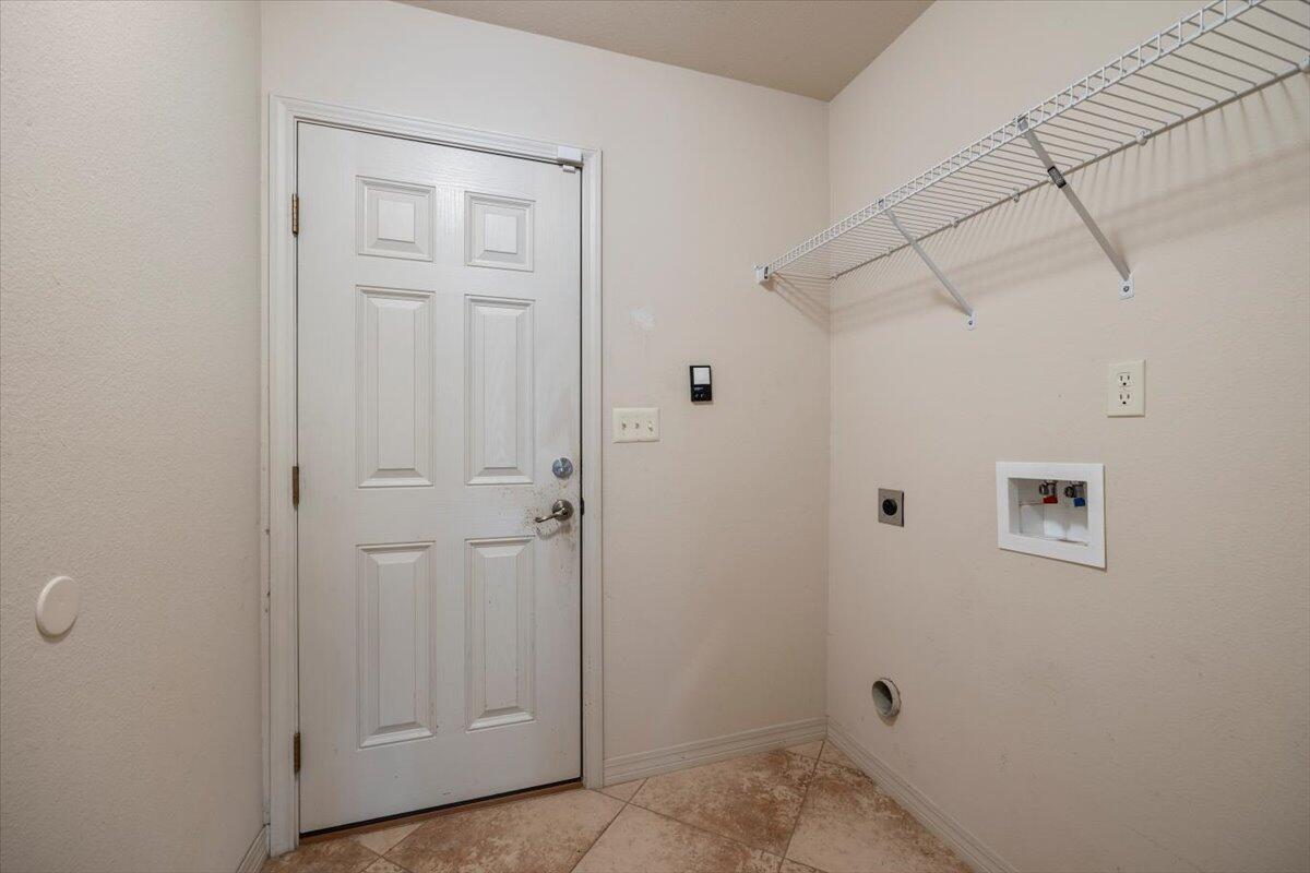 NORTH SUPERGROUP - Residential Lease