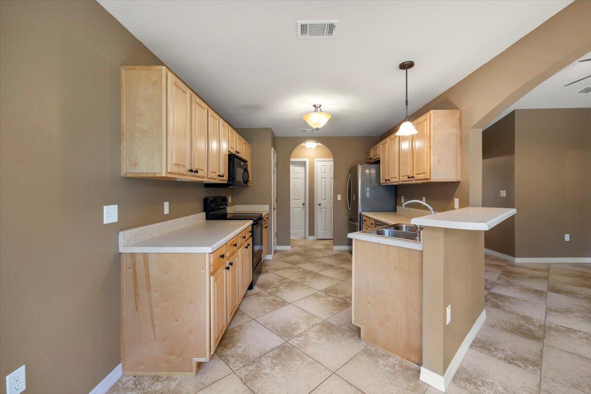 NORTH SUPERGROUP - Residential Lease