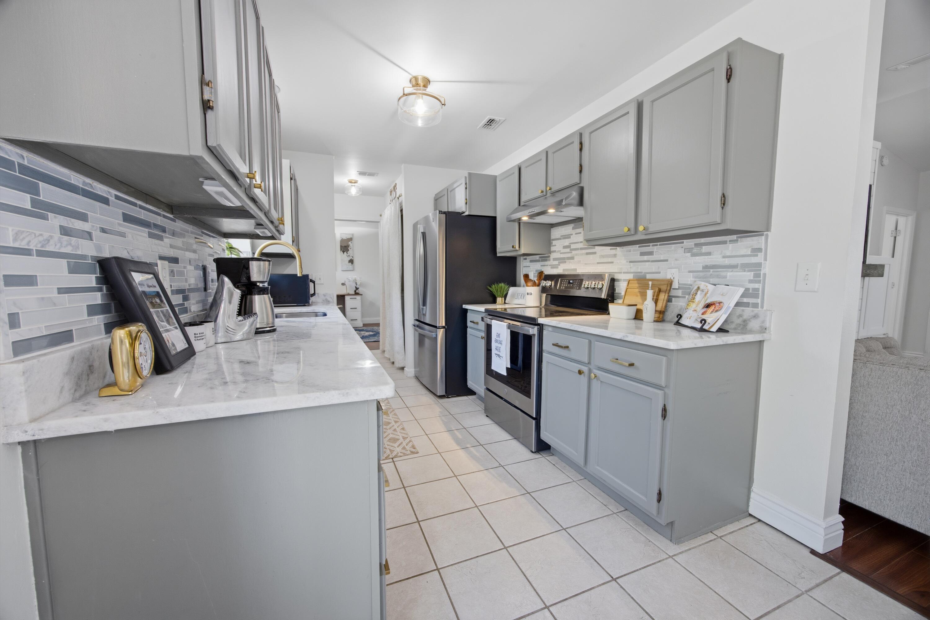 SEABREEZE 6TH ADDN - Residential