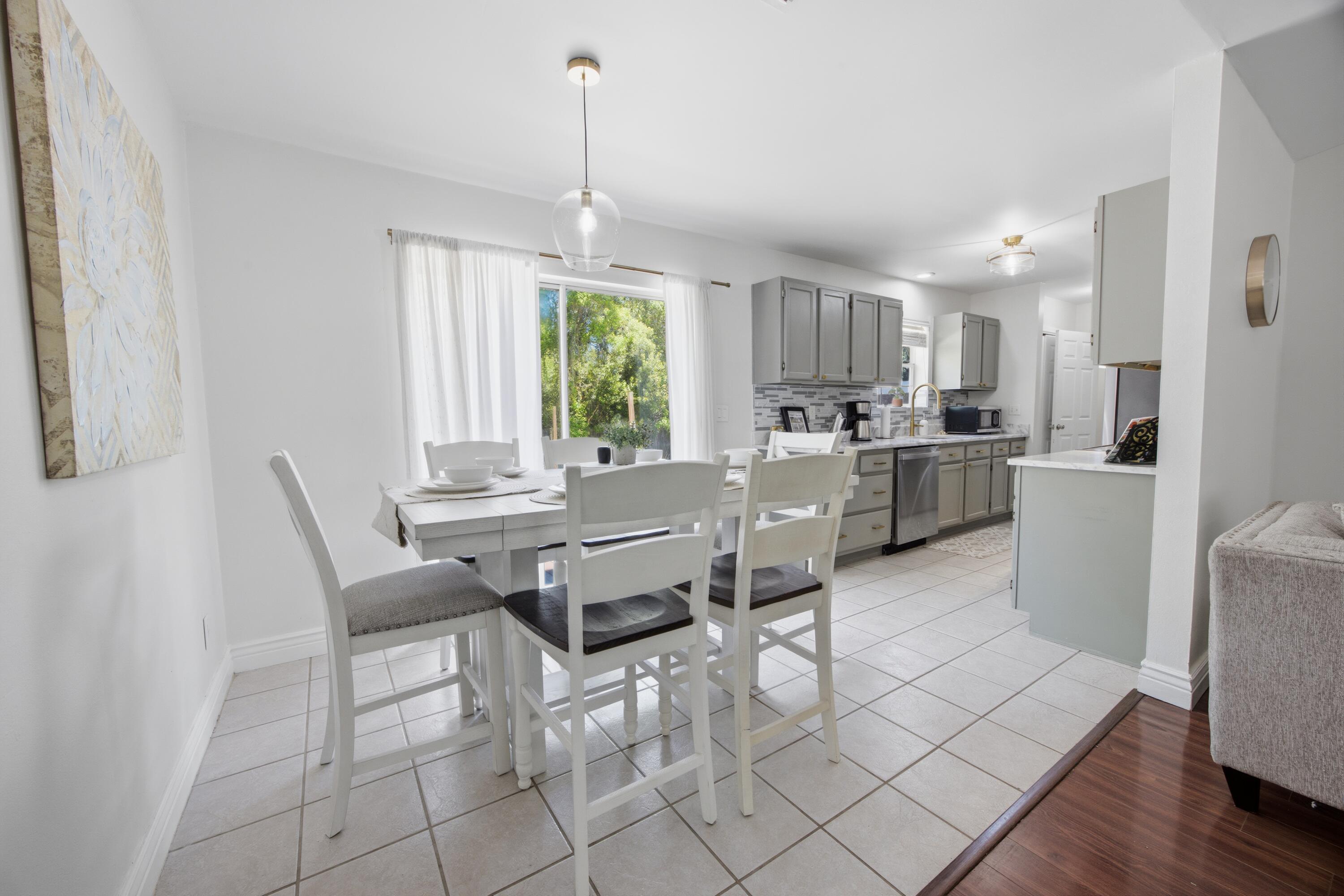 SEABREEZE 6TH ADDN - Residential
