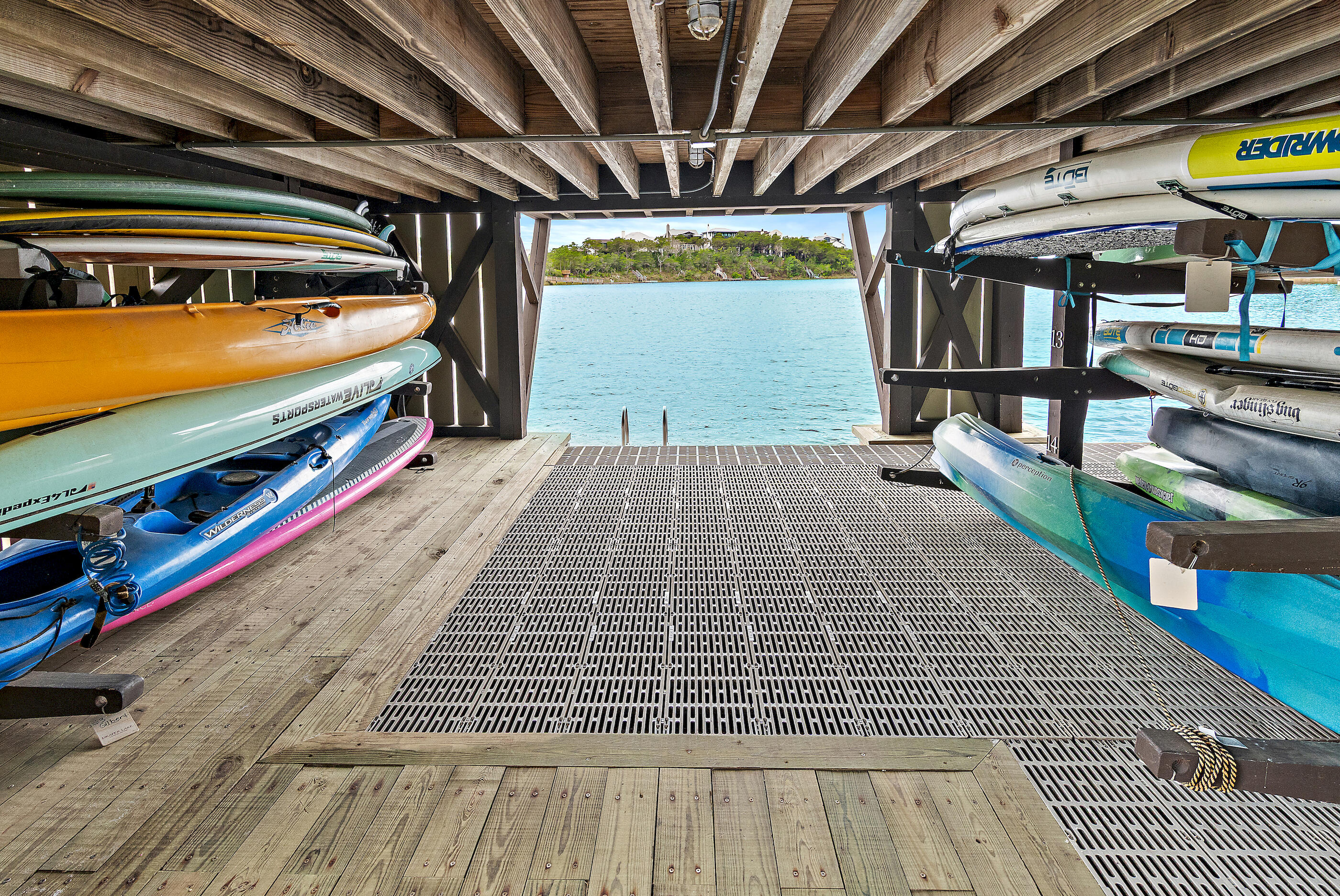 DRAPER LAKE COASTAL VILLAGE - Residential