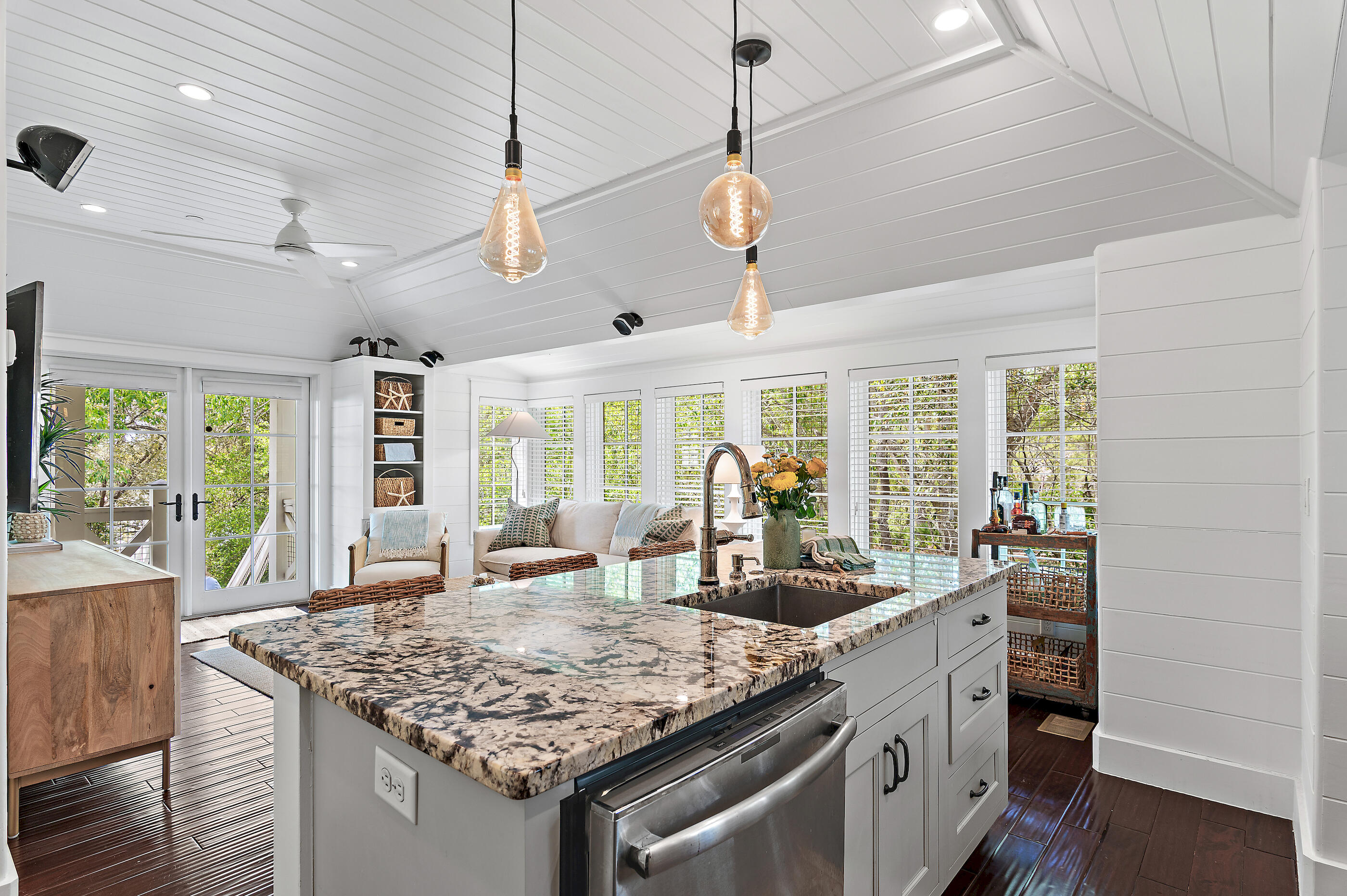 DRAPER LAKE COASTAL VILLAGE - Residential