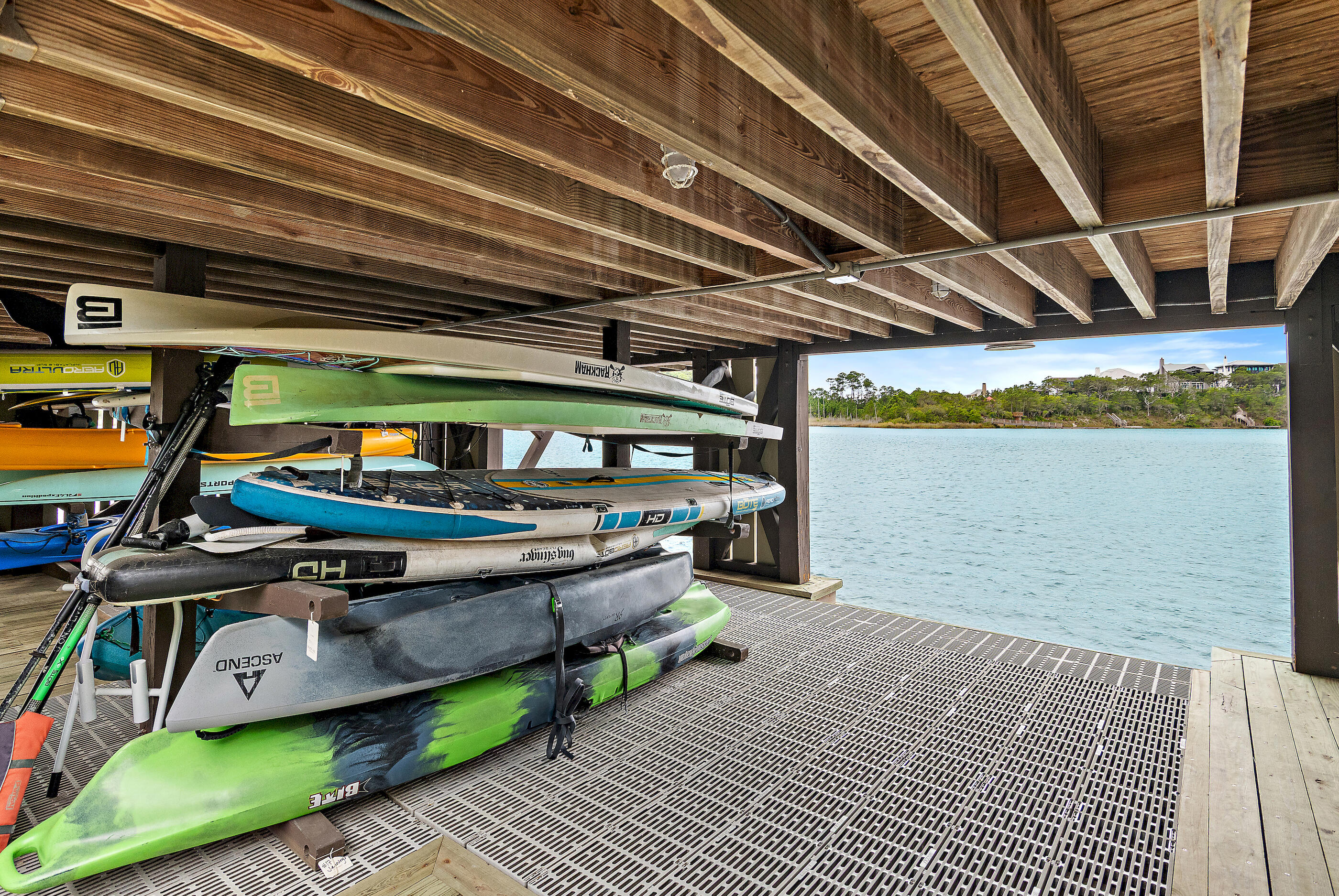 DRAPER LAKE COASTAL VILLAGE - Residential