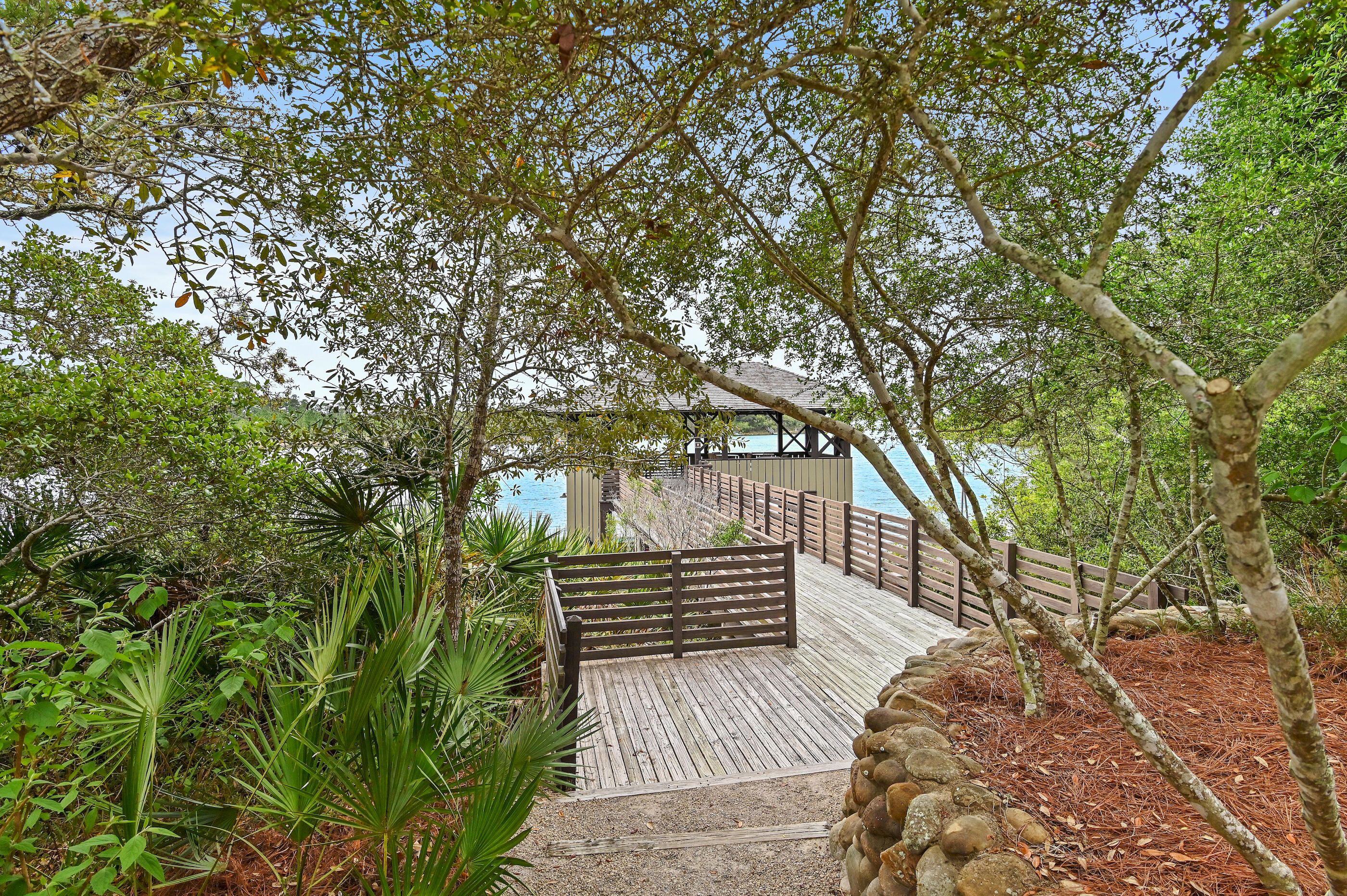 DRAPER LAKE COASTAL VILLAGE - Residential