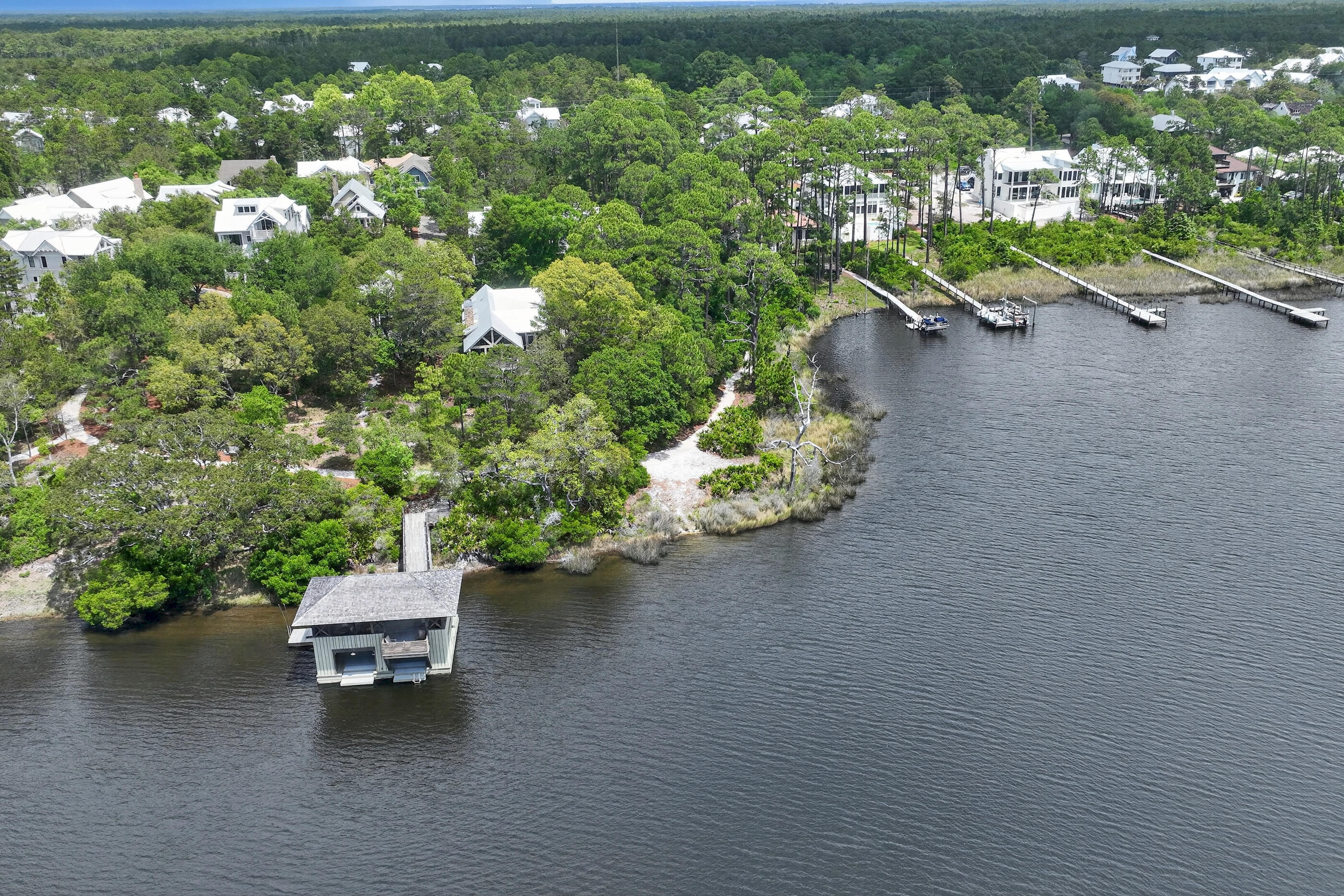 DRAPER LAKE COASTAL VILLAGE - Residential
