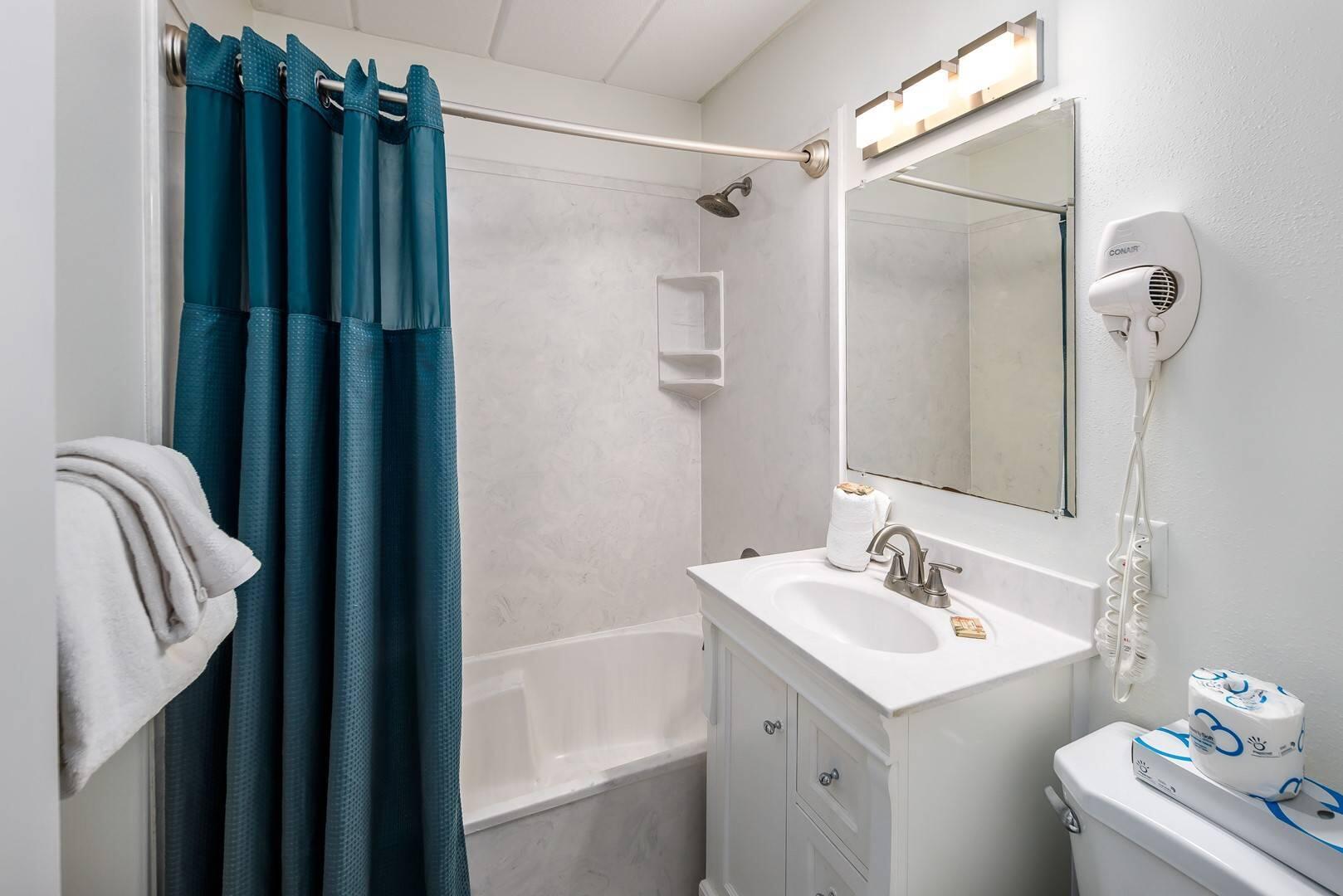 SEASPRAY CONDO - Residential