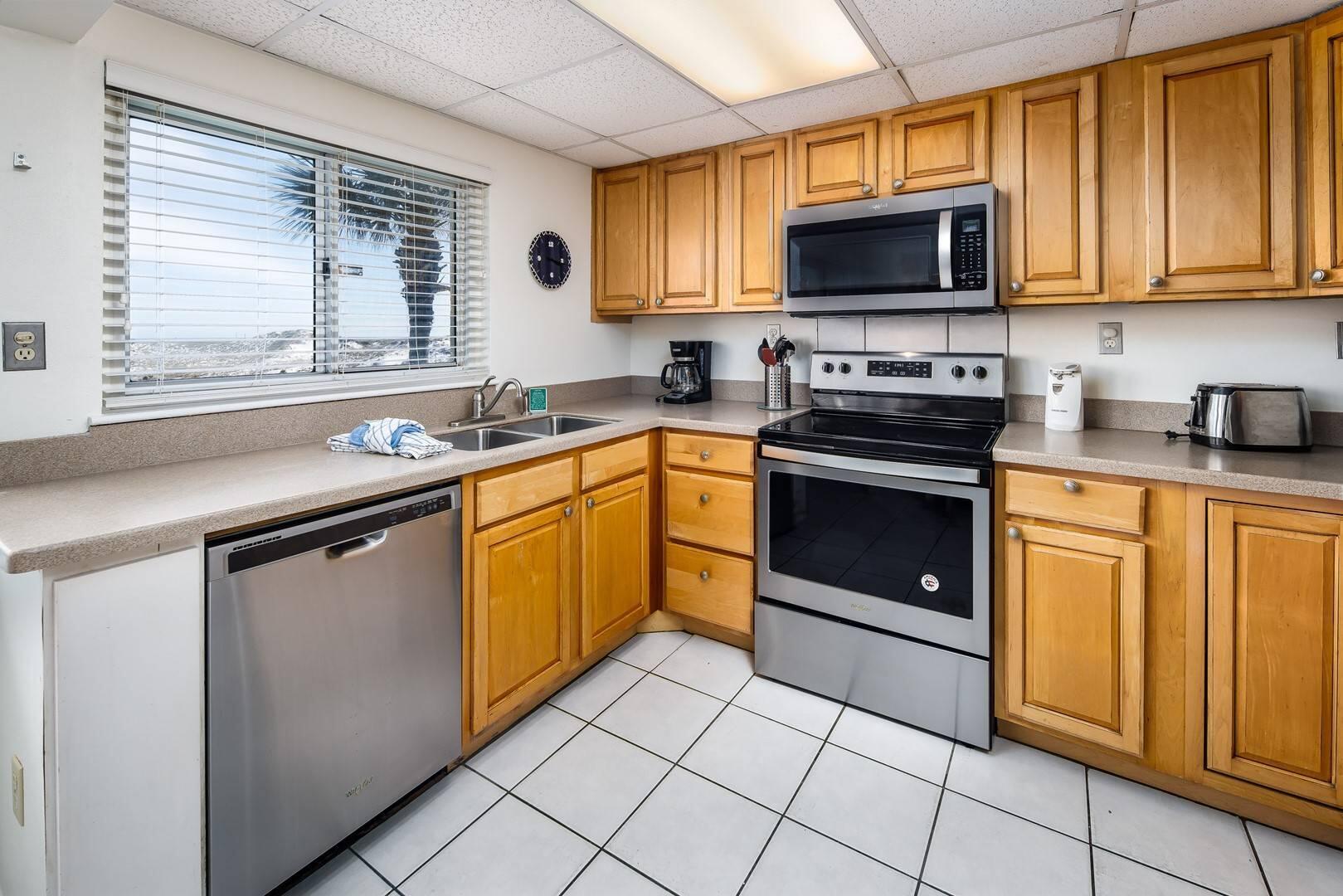 SEASPRAY CONDO - Residential