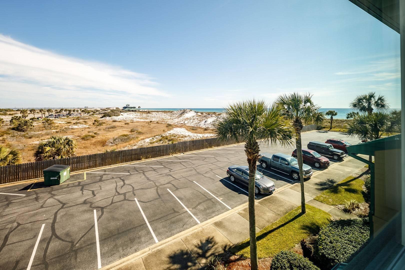 SEASPRAY CONDO - Residential