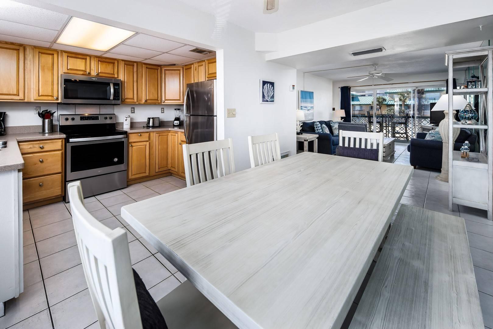 SEASPRAY CONDO - Residential