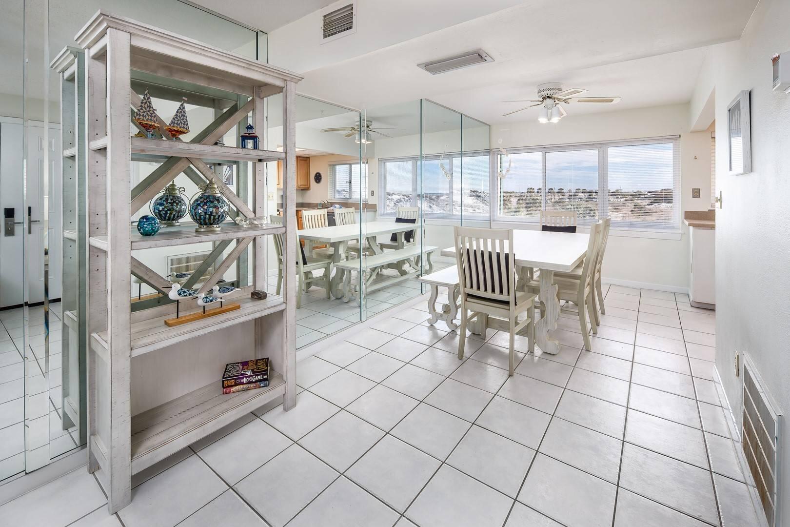 SEASPRAY CONDO - Residential