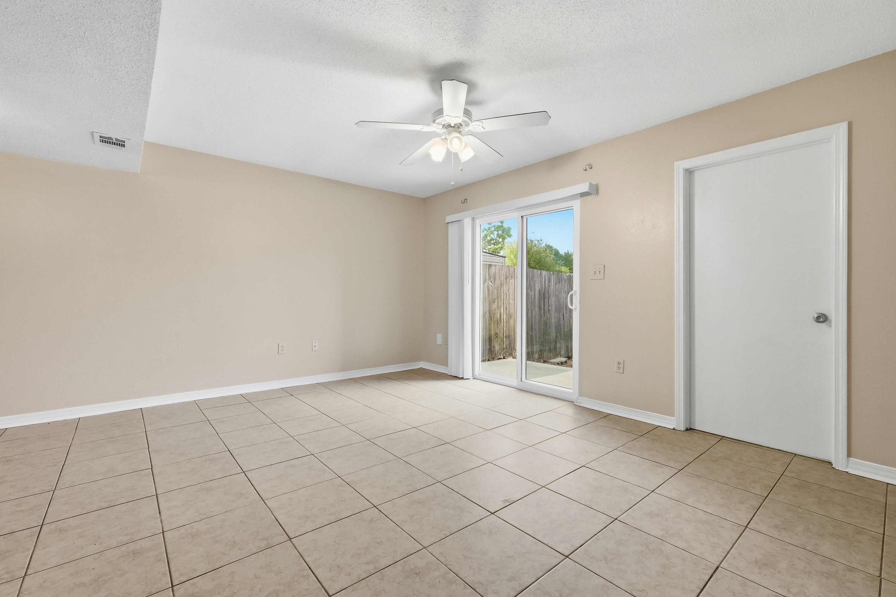 FOREST OAKS PH 1 - Residential Lease