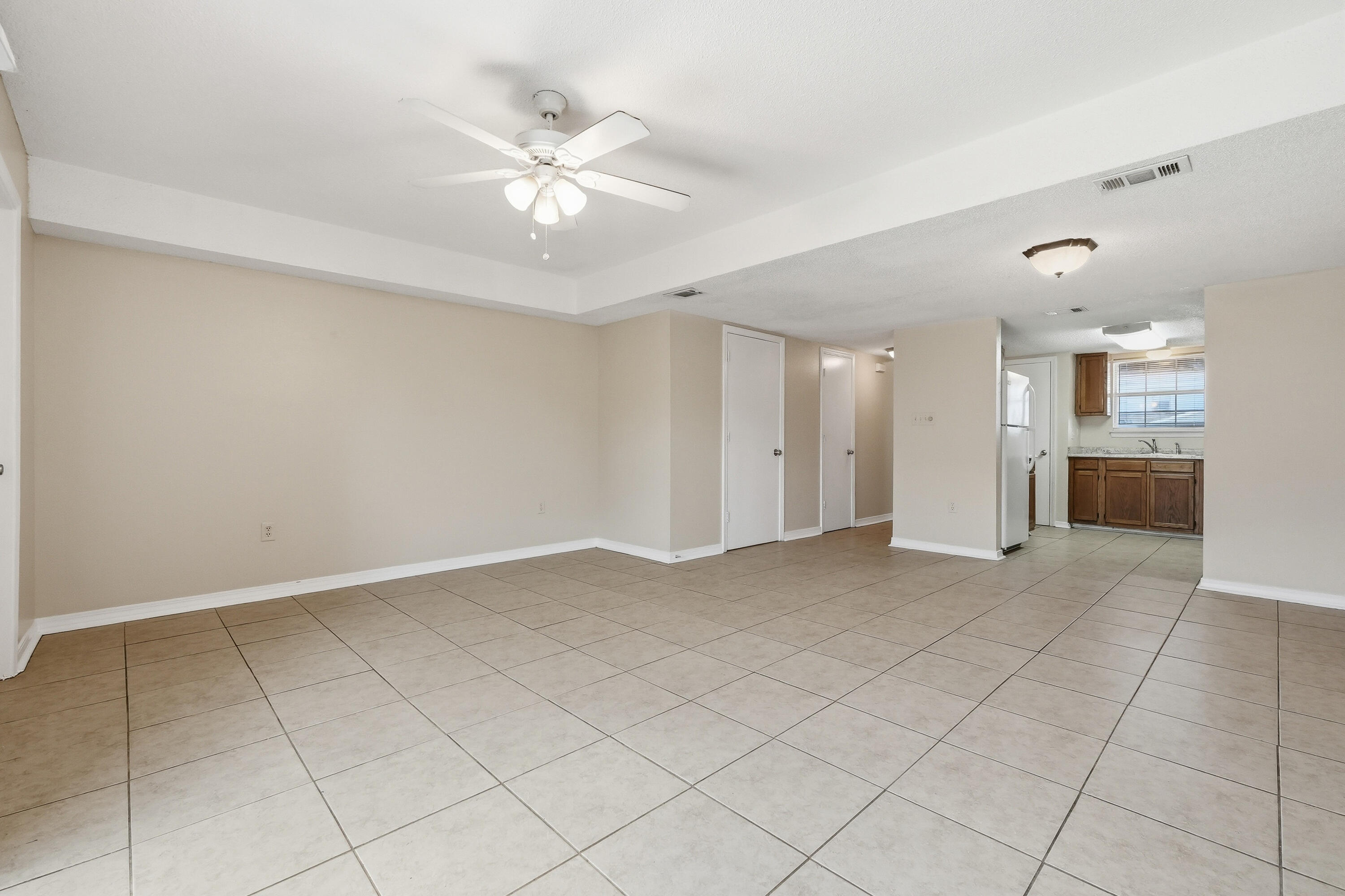 FOREST OAKS PH 1 - Residential Lease