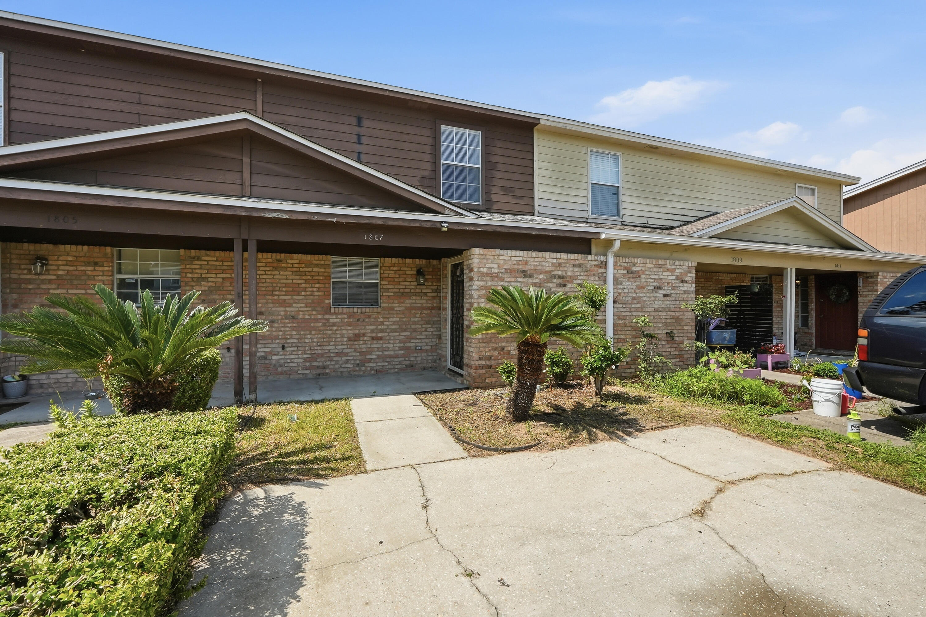 FOREST OAKS PH 1 - Residential Lease