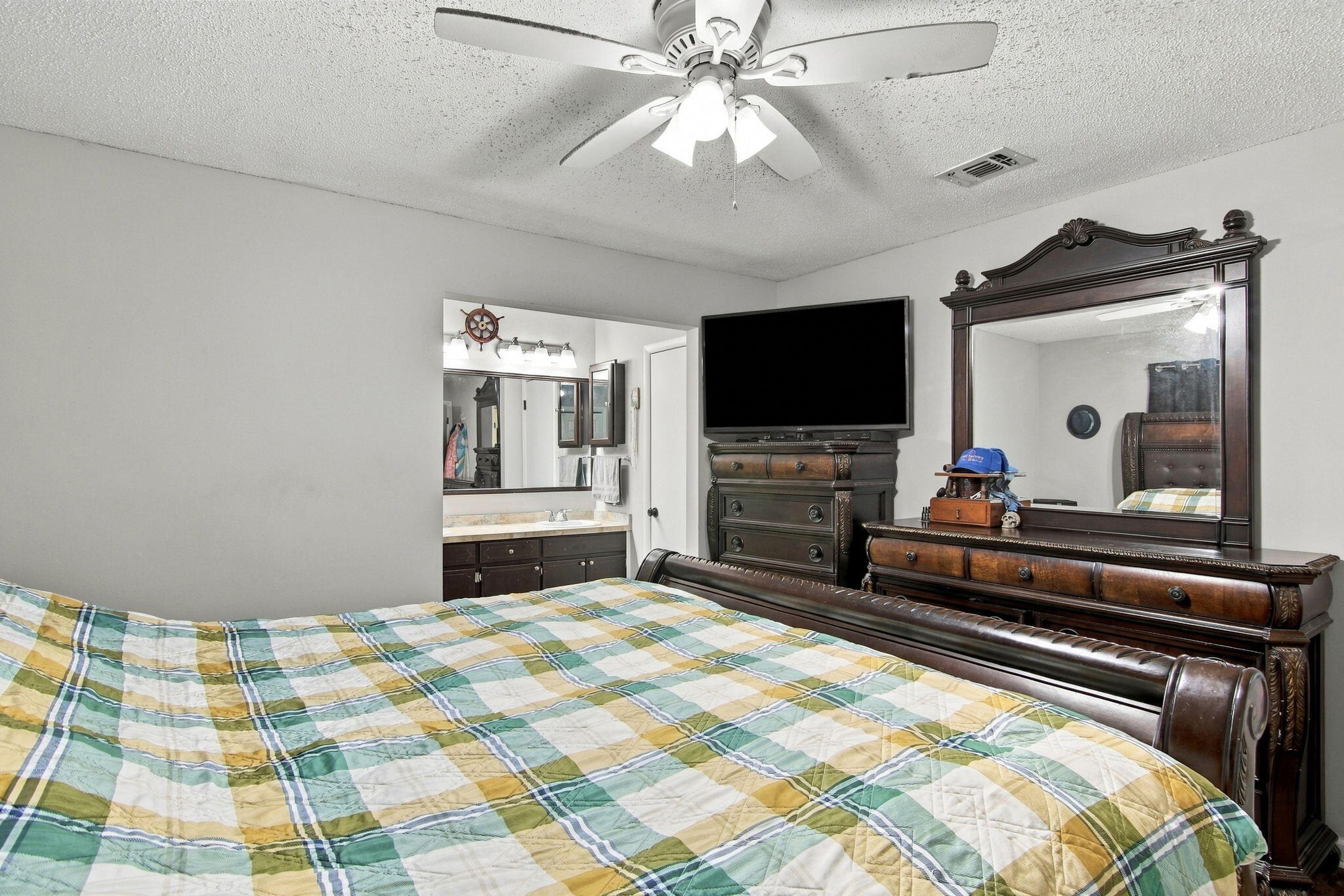 WHITNEY PINES - Residential