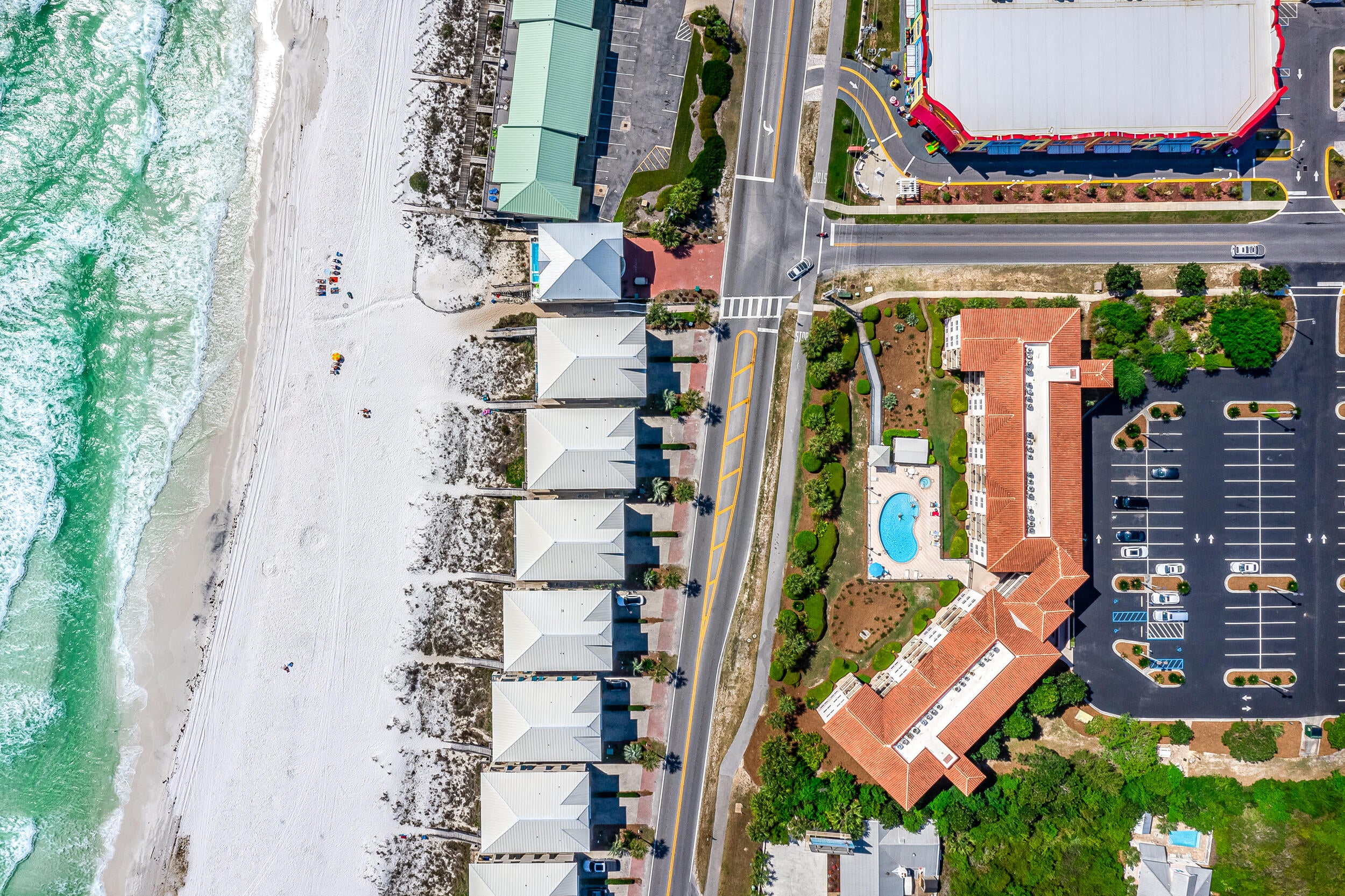 EMERALD WATERS - Residential