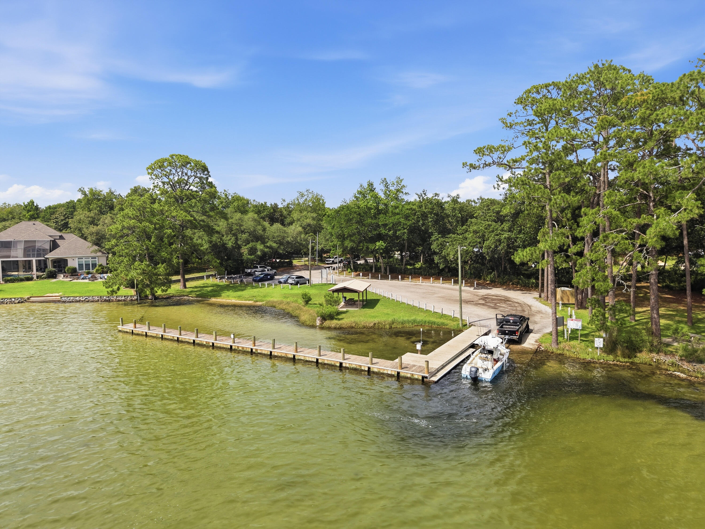 BAYOU POQUITO - Residential